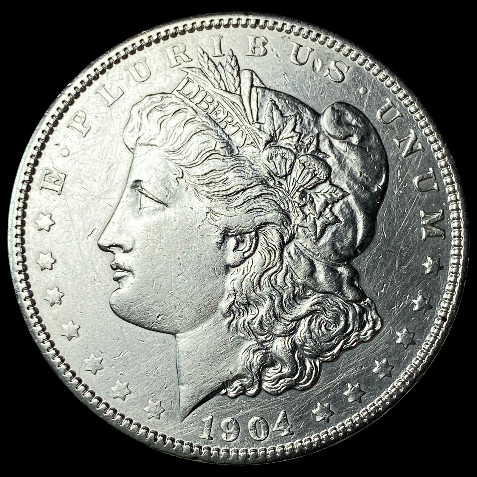 1904 Morgan Silver Dollar CLOSELY UNCIRCULATED: 1904 Morgan Silver Dollar CLOSELY UNCIRCULATED