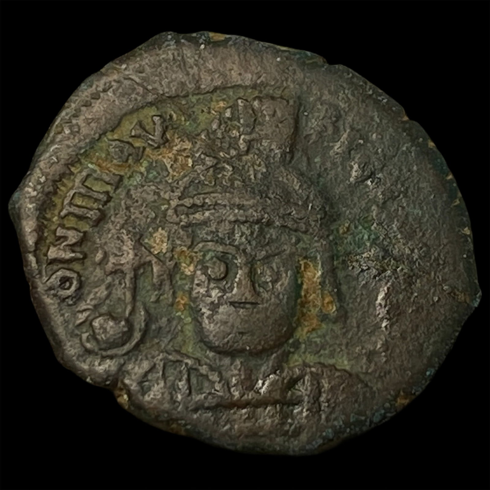 Byzantine Maurice Tiberius Bronze 20 Nummia (1 of 2)
