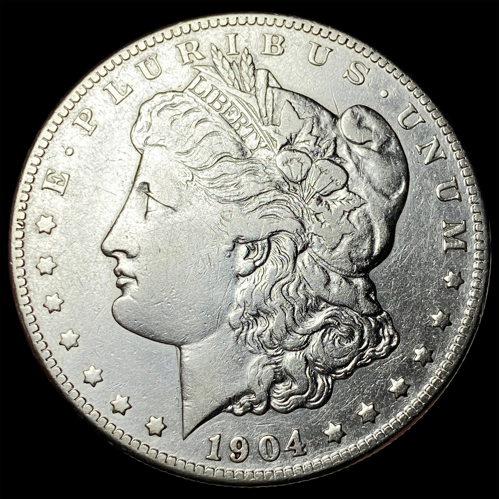 1904-S Silver Morgan Dollar NEARLY UNCIRCULATED: 1904-S Silver Morgan Dollar NEARLY UNCIRCULATED