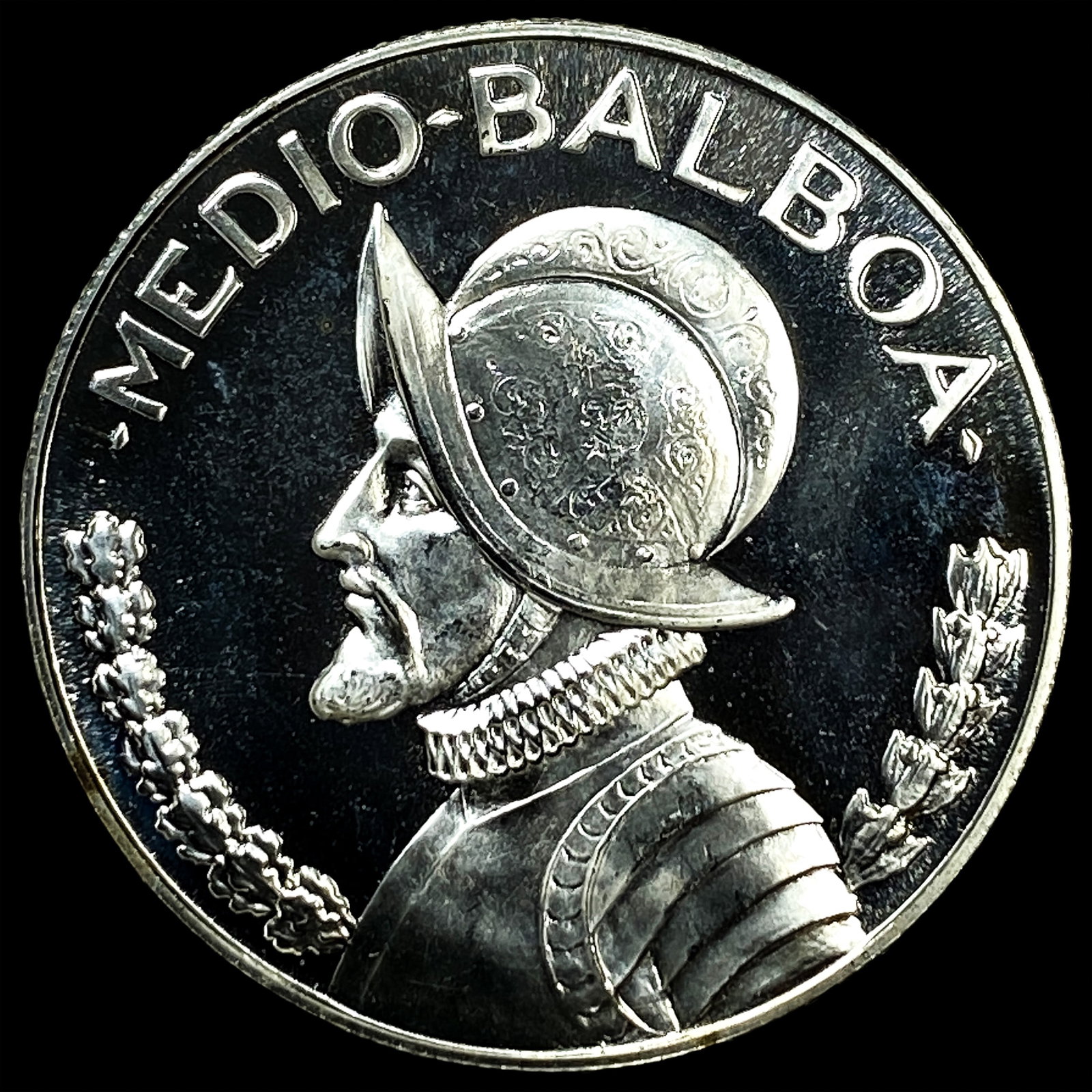 1969 Panama Silver 1/2 Balboa (1 of 2)