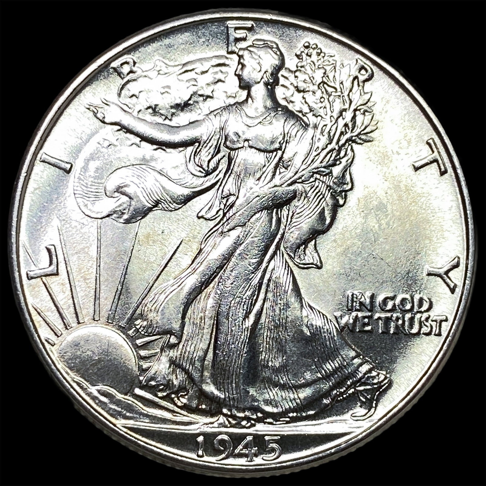 1945 Silver Walking Liberty Half Dollar UNCIRCULATED (1 of 2)