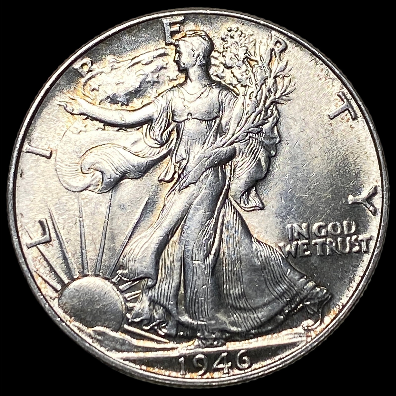 1946 Silver Walking Liberty Half Dollar NEARLY UNCIRCULATED (1 of 2)