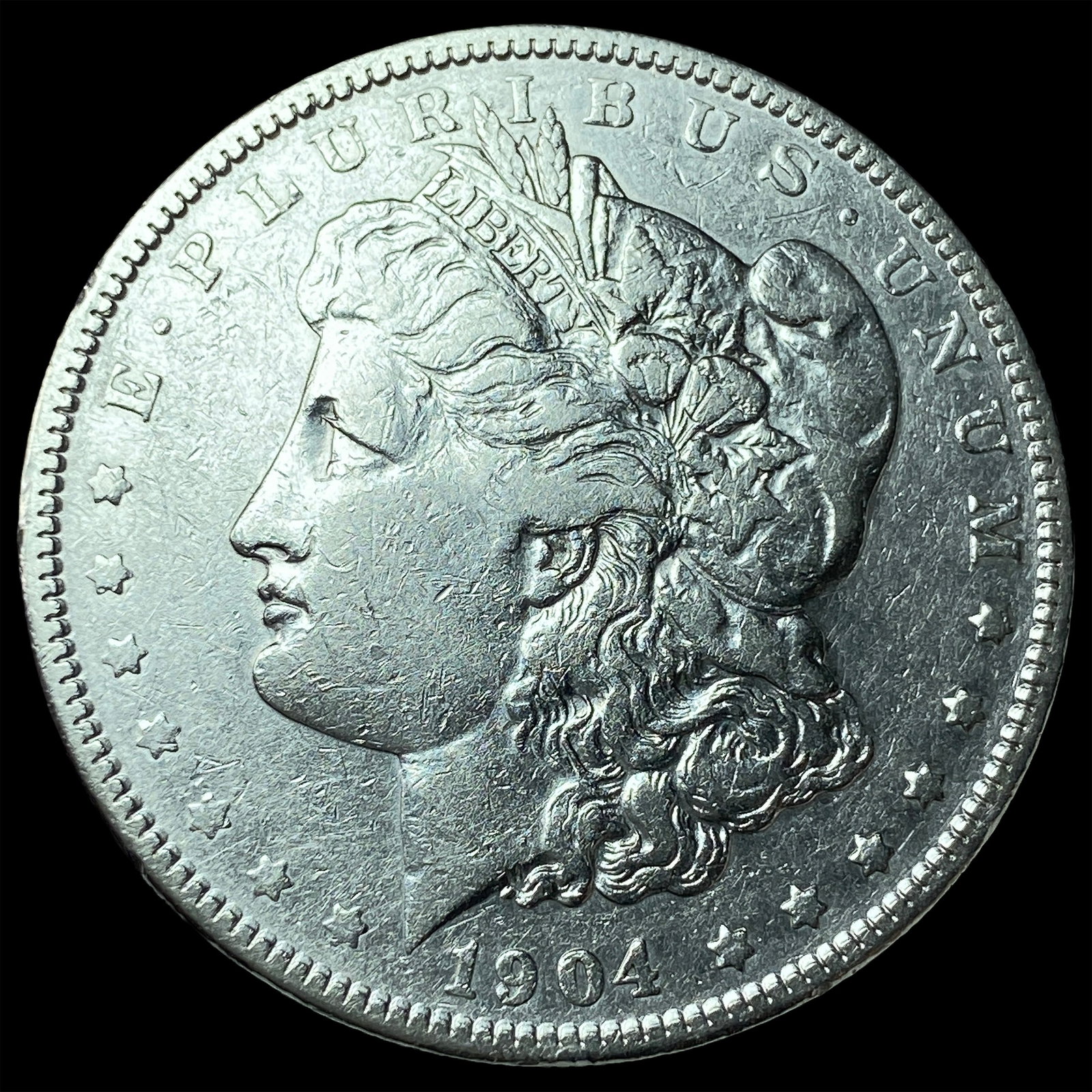 1904 Silver Morgan Dollar CLOSELY UNCIRCULATED (1 of 2)