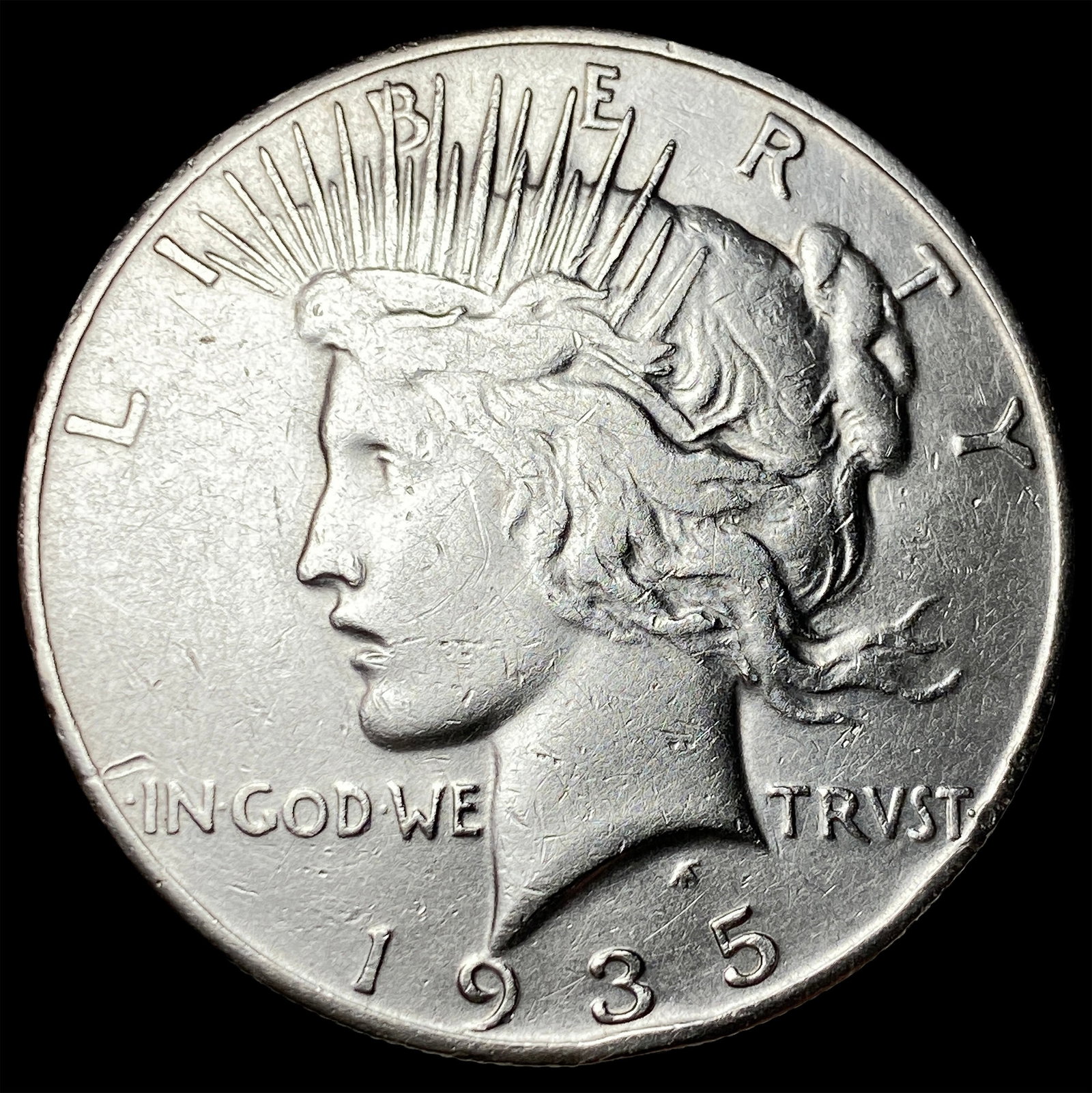 1935-S Silver Peace Dollar CLOSELY UNCIRCULATED: 1935-S Silver Peace Dollar CLOSELY UNCIRCULATED