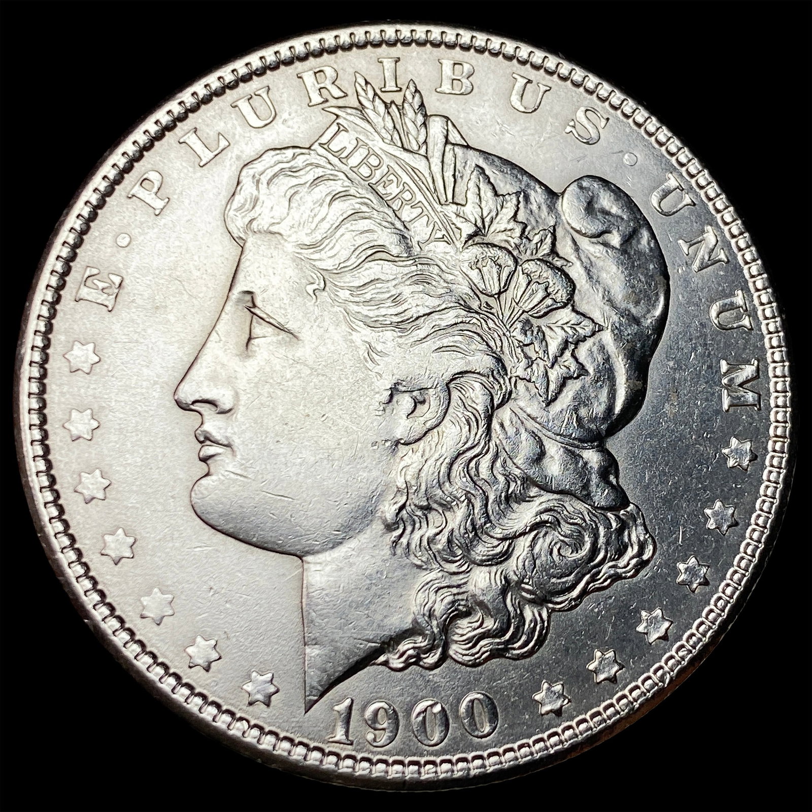 1900 Silver Morgan Dollar UNCIRCULATED: 1900 Silver Morgan Dollar UNCIRCULATED
