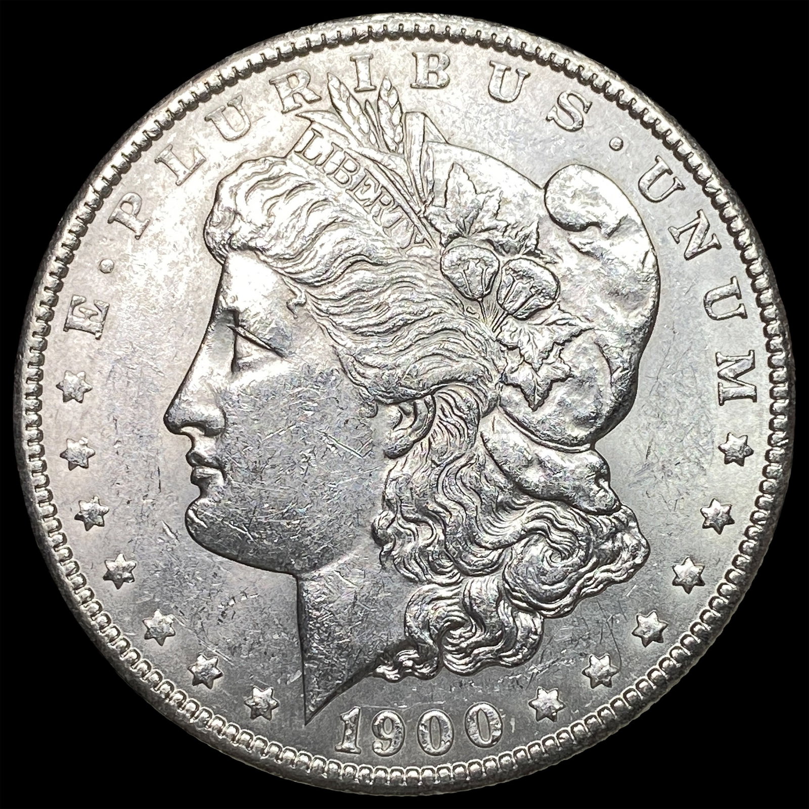 1900 Morgan Silver Dollar UNCIRCULATED (1 of 2)