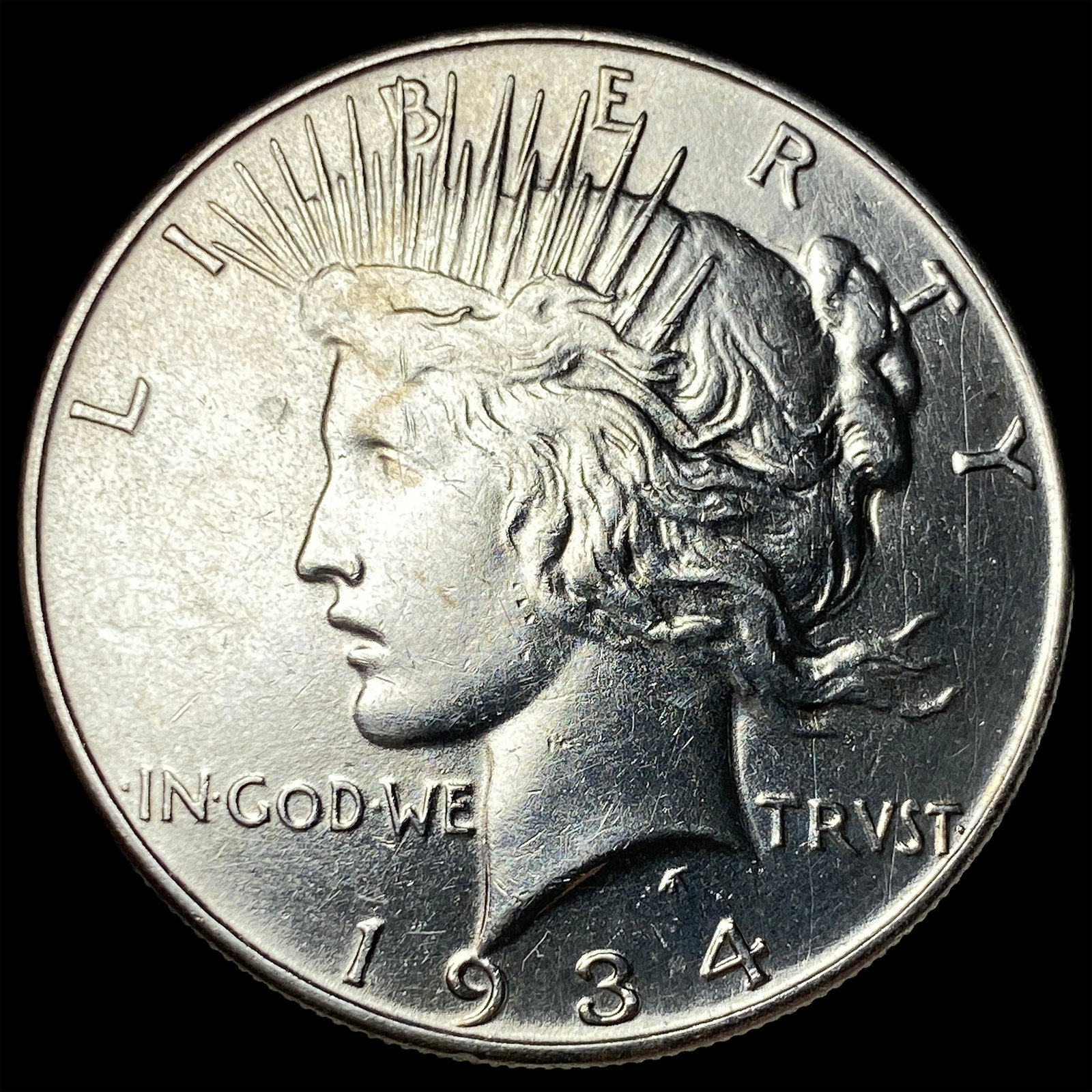 1934 Silver Peace Dollar CLOSELY UNCIRCULATED (1 of 2)