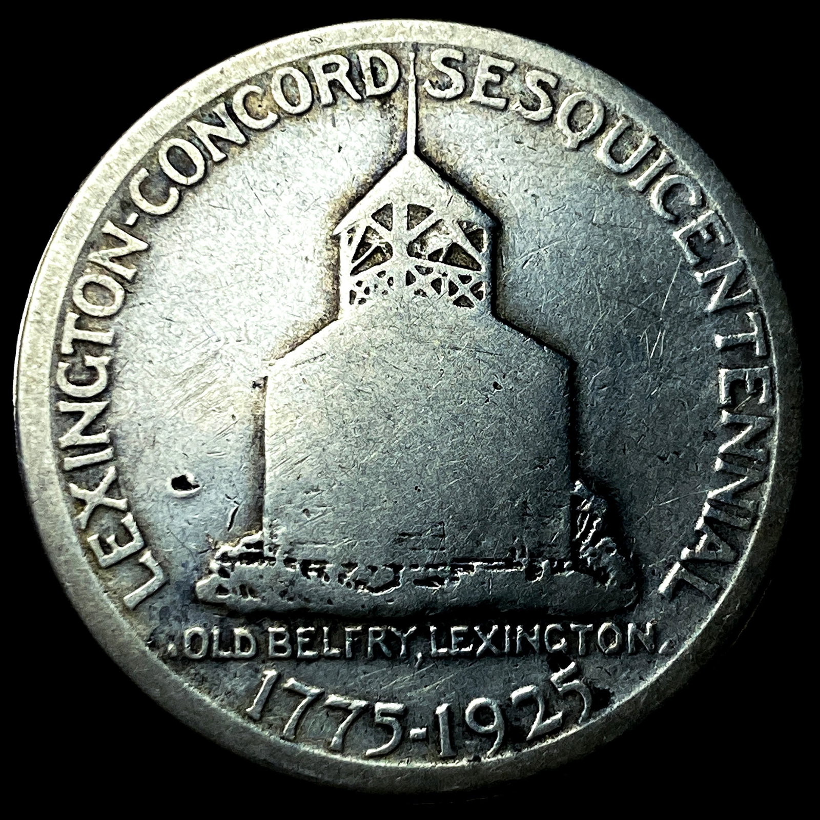 1925 Silver Lexington-Concord Sesquicentennial Half Dollar LIGHTLY CIRCULATED (1 of 2)