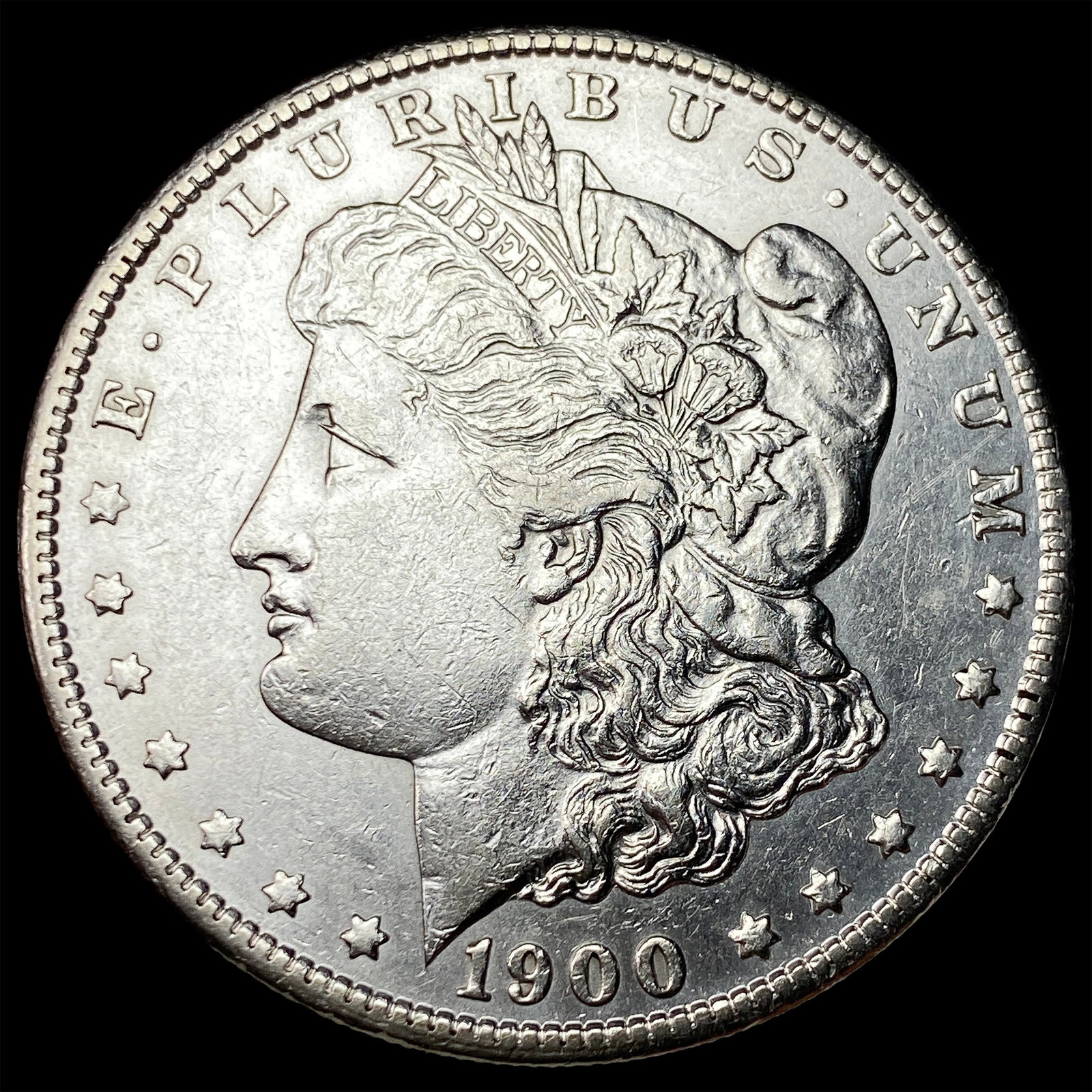 1900-S Silver Morgan Dollar CLOSELY UNCIRCULATED: 1900-S Silver Morgan Dollar CLOSELY UNCIRCULATED
