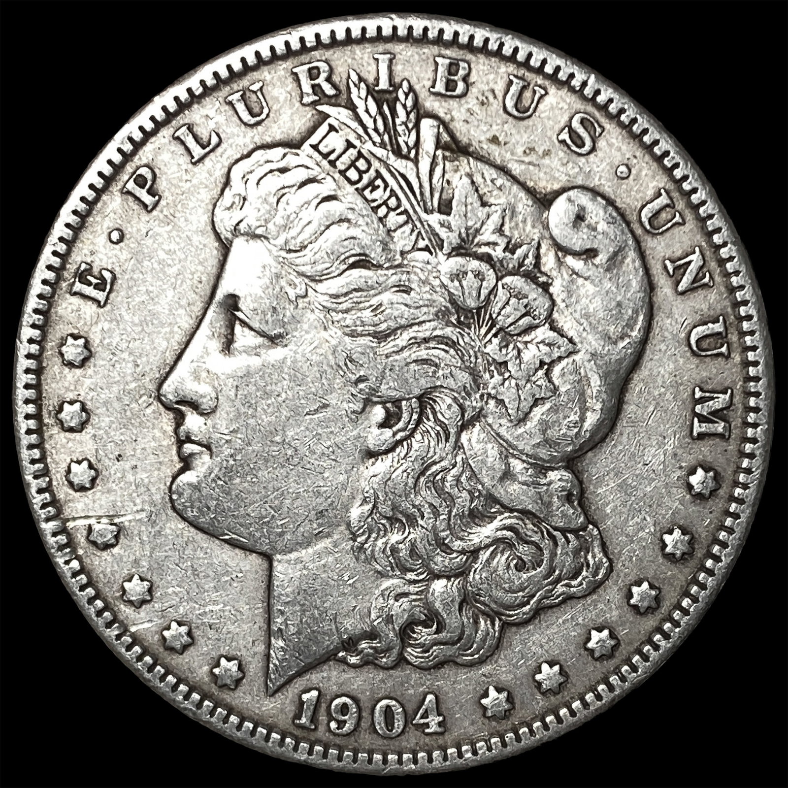 1904 Morgan Silver Dollar NEARLY UNCIRCULATED: 1904 Morgan Silver Dollar NEARLY UNCIRCULATED