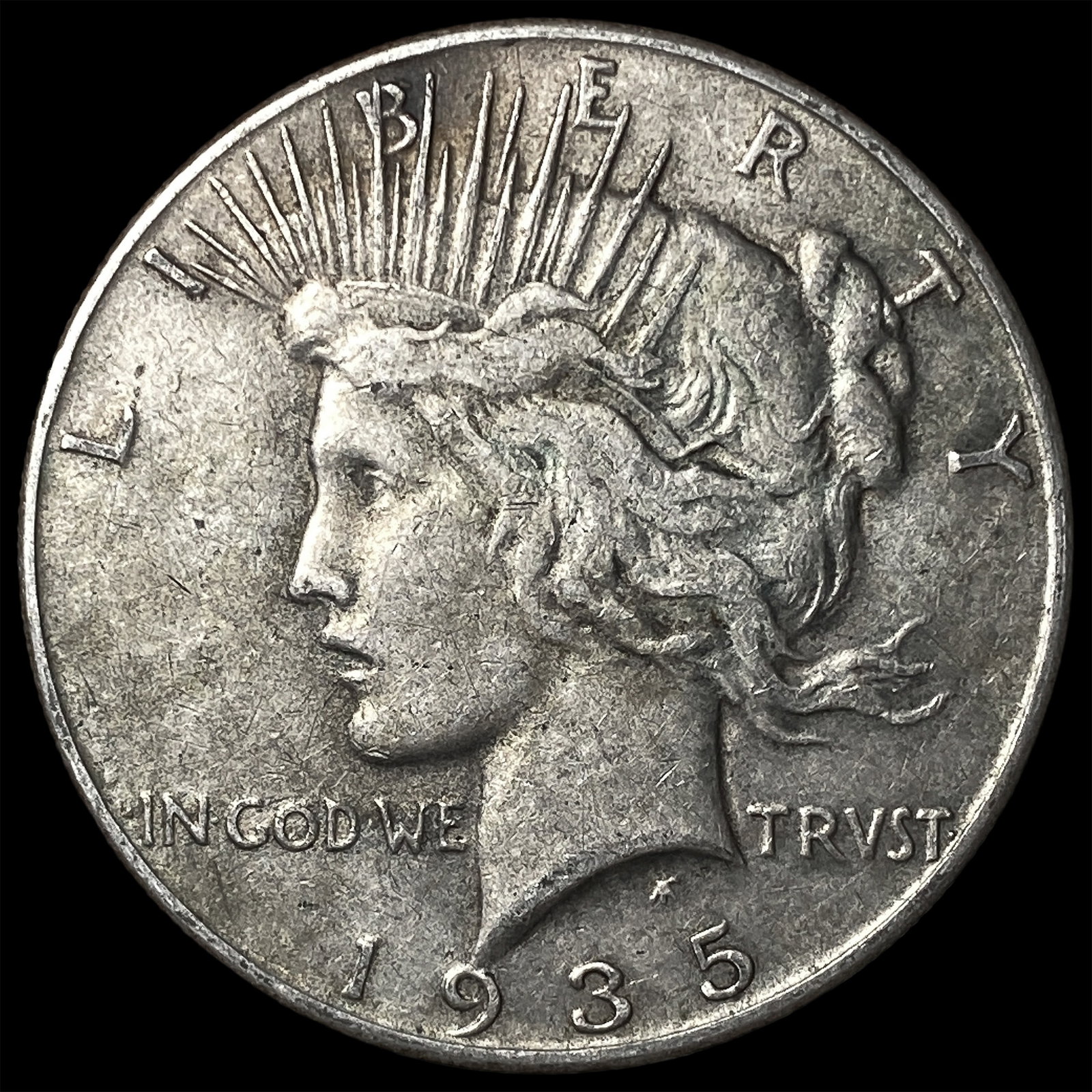 1935 Silver Peace Dollar NEARLY UNCIRCULATED: 1935 Silver Peace Dollar NEARLY UNCIRCULATED