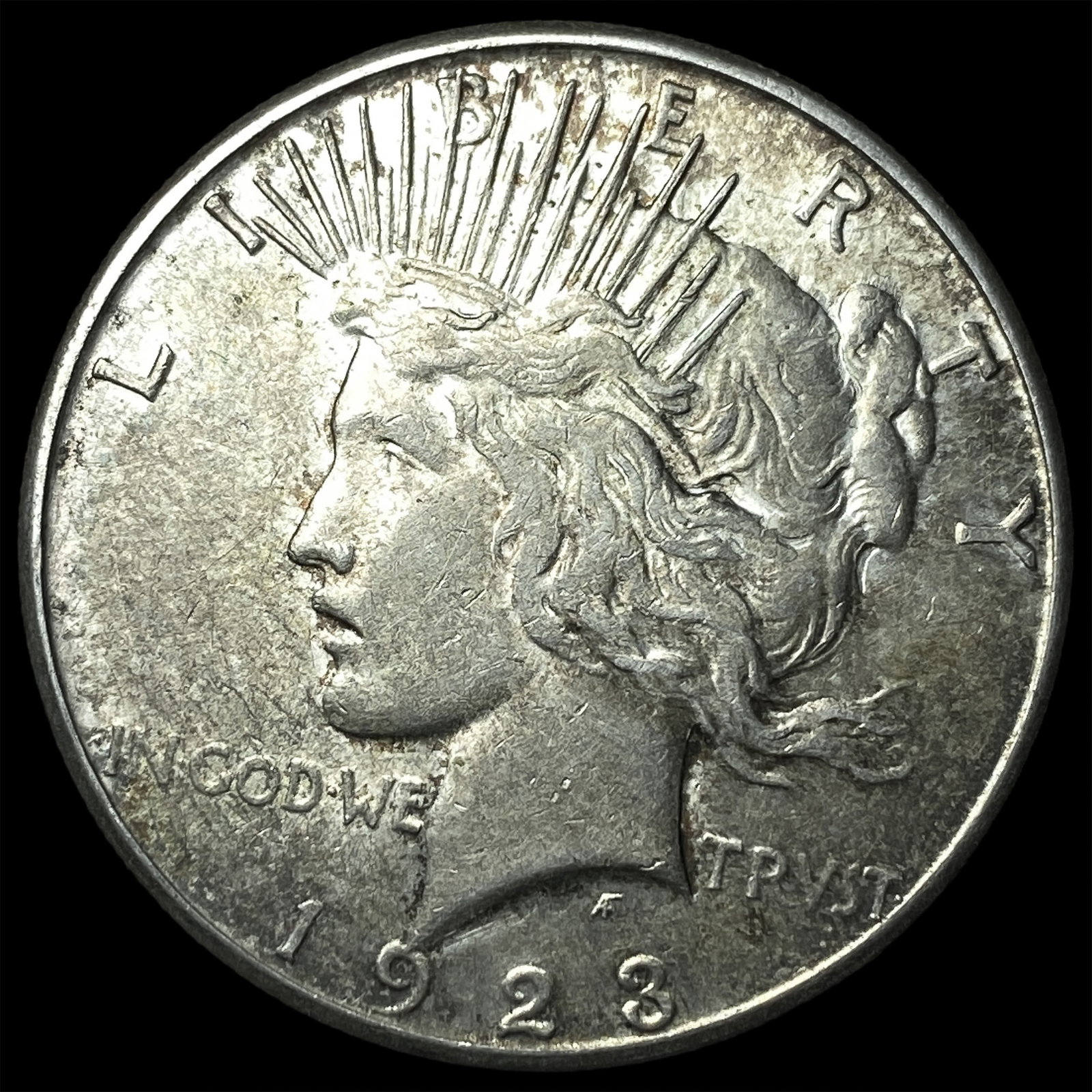 1923 Silver Peace Dollar UNCIRCULATED (1 of 2)