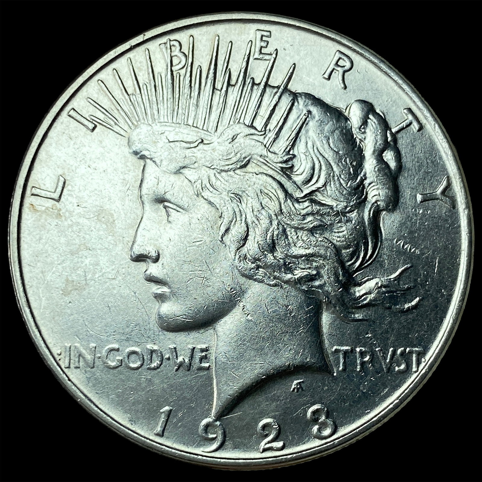 1923 Peace Silver Dollar UNCIRCULATED (1 of 2)