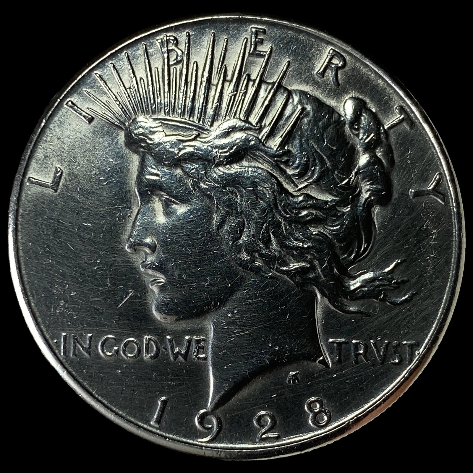 1928 Silver Peace Dollar UNCIRCULATED (1 of 2)