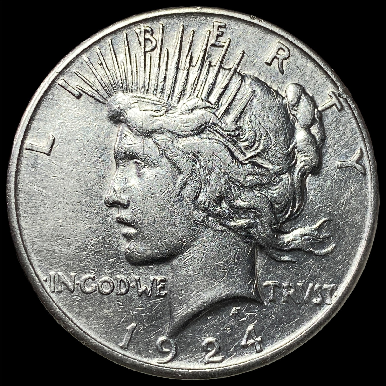 1924 Peace Silver Dollar CLOSELY UNCIRCULATED: 1924 Peace Silver Dollar CLOSELY UNCIRCULATED