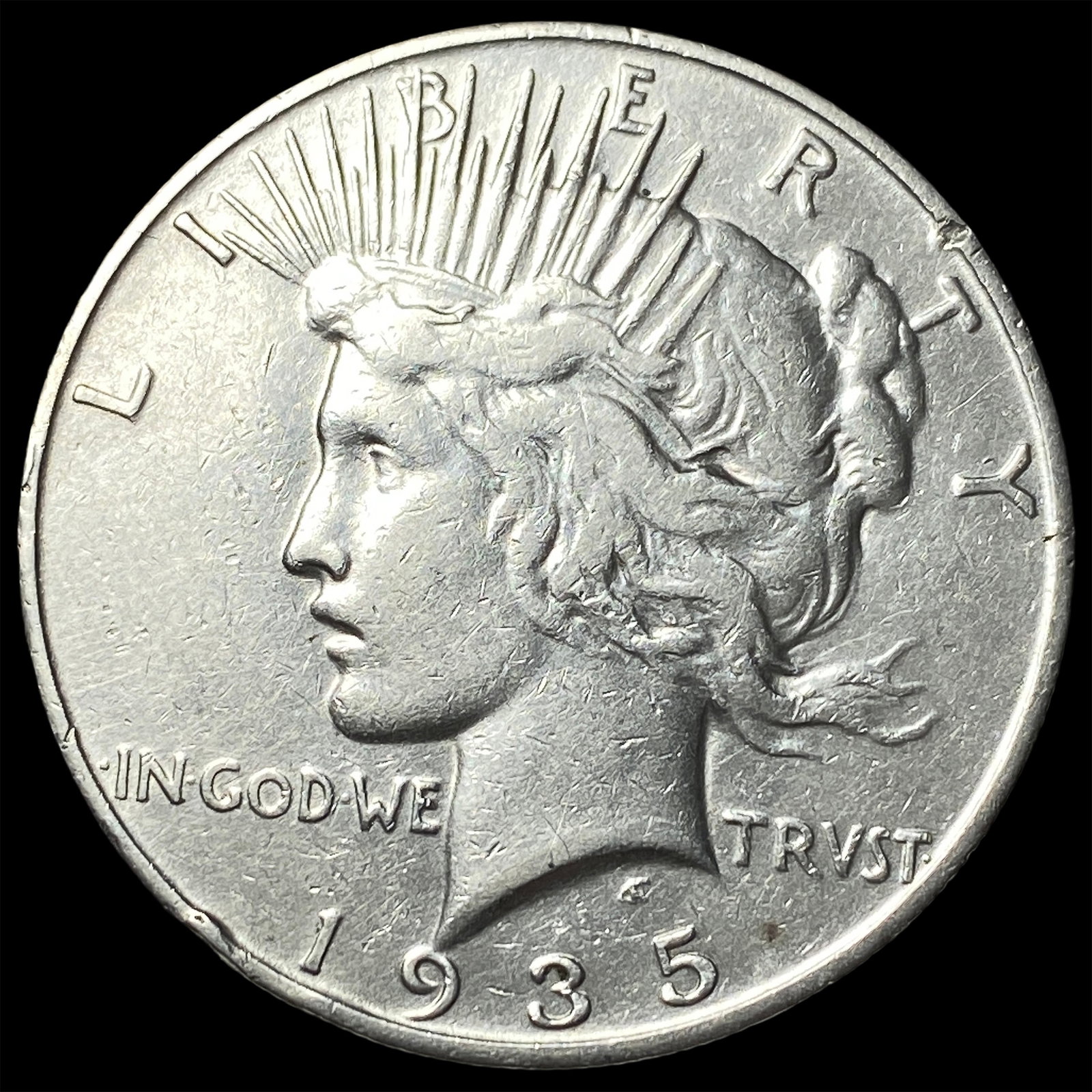 1935 Silver Peace Dollar UNCIRCULATED (1 of 2)