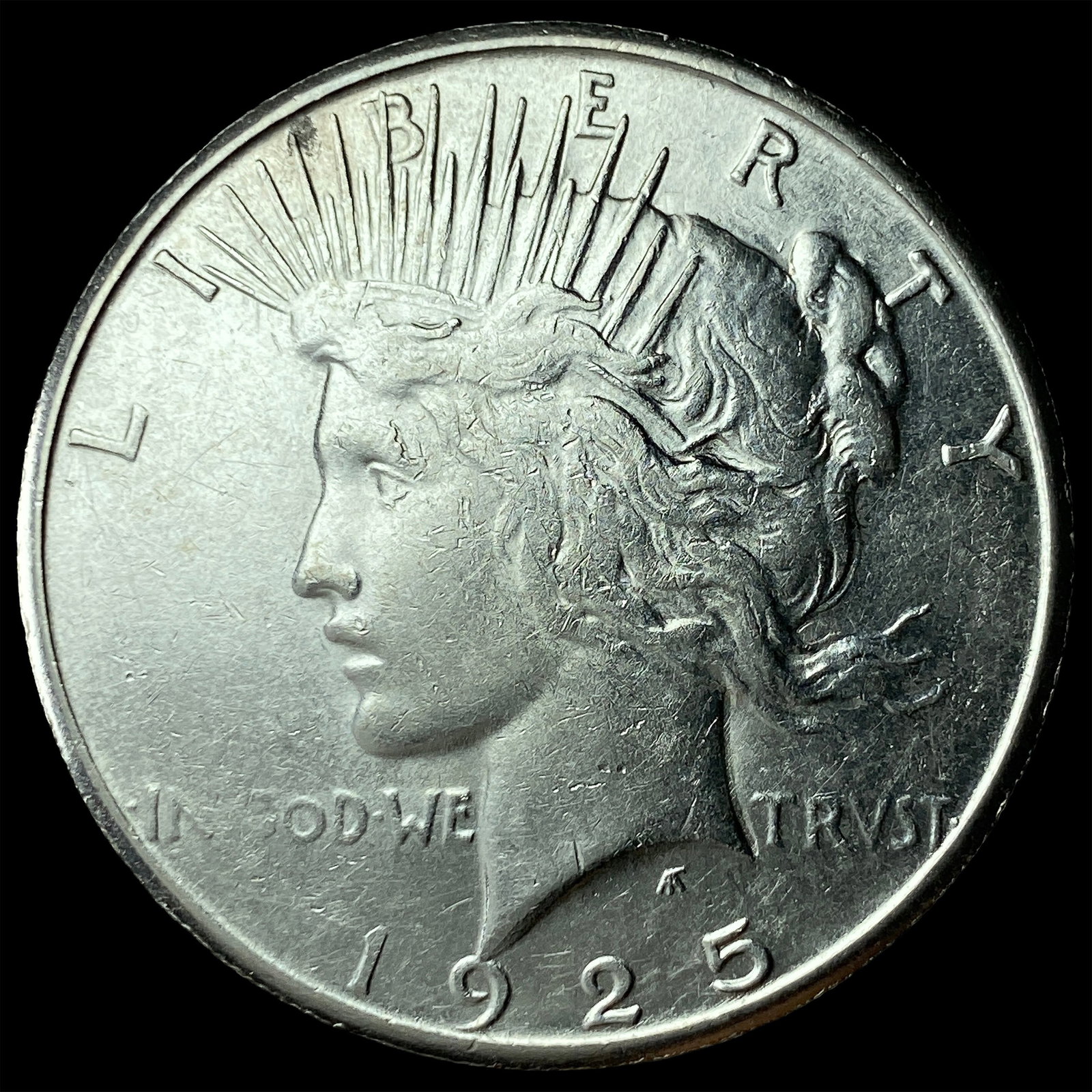 1925-S Silver Peace Dollar UNCIRCULATED (1 of 2)