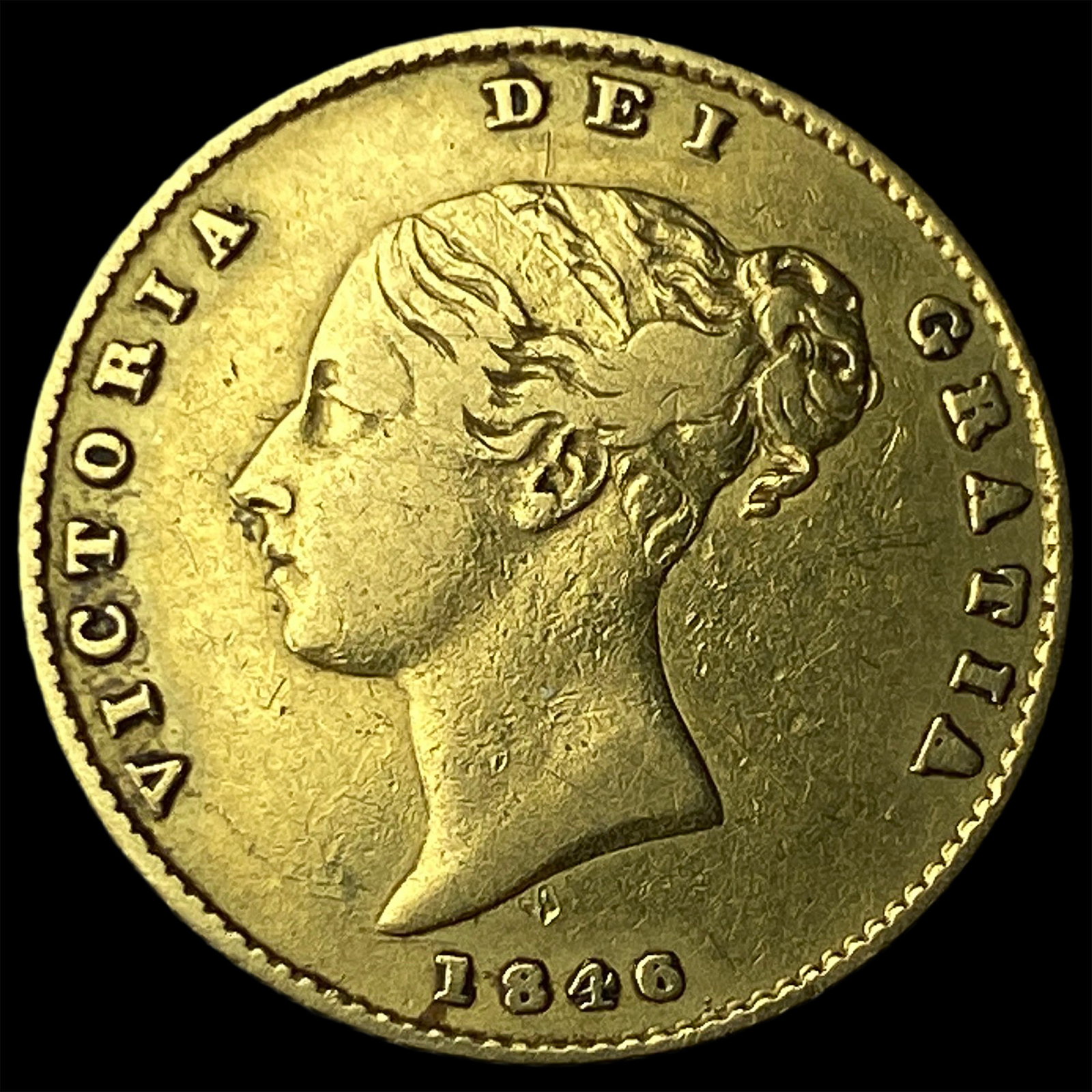 1846 Gold Sovereign Victoria. CLOSELY UNCIRCULATED (1 of 2)