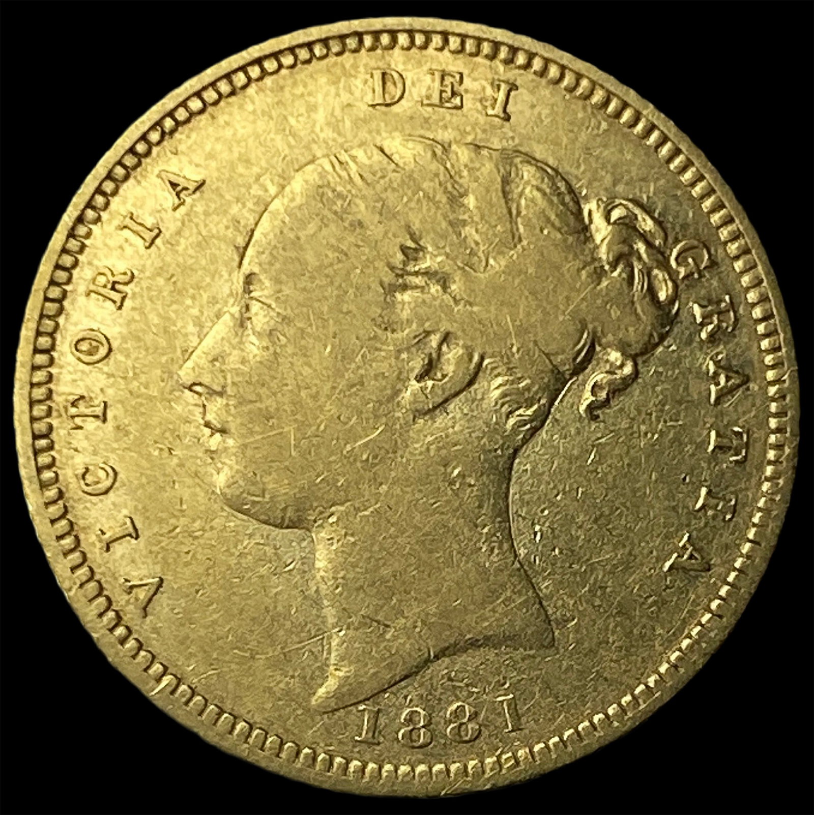 1881 Gold Sovereign Victoria Shield CLOSELY UNCIRCULATED (1 of 2)