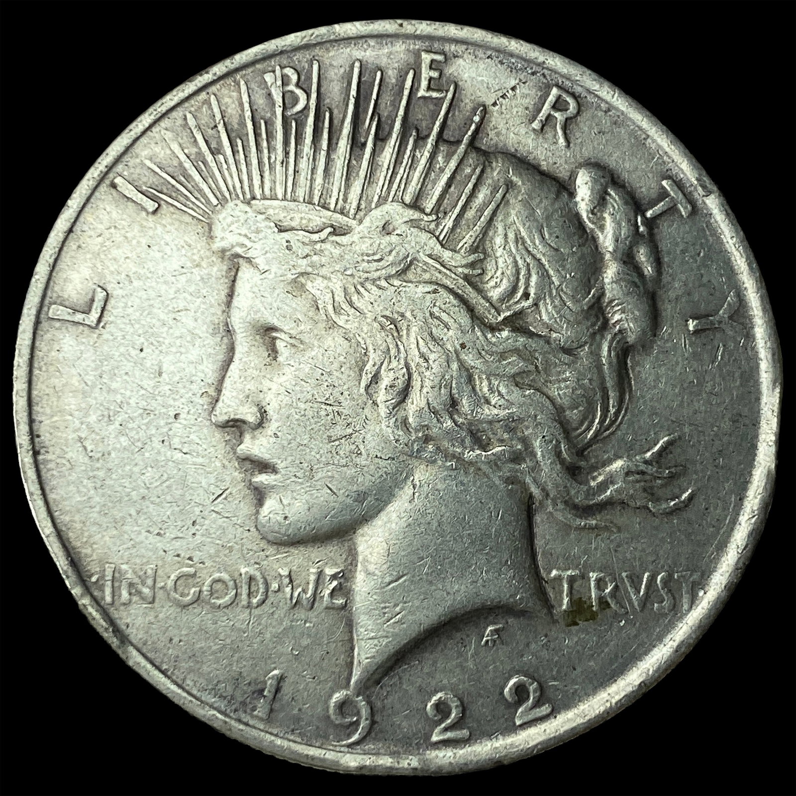 1922 Silver Peace Dollar NEARLY UNCIRCULATED: 1922 Silver Peace Dollar NEARLY UNCIRCULATED