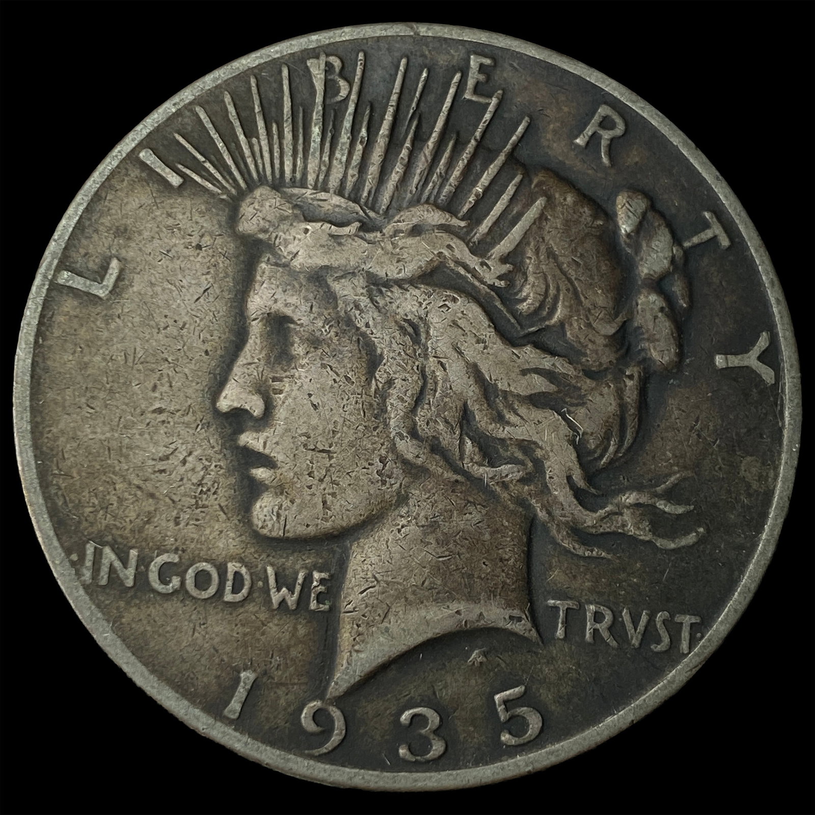 1935 Silver Peace Dollar NEARLY UNCIRCULATED: 1935 Silver Peace Dollar NEARLY UNCIRCULATED