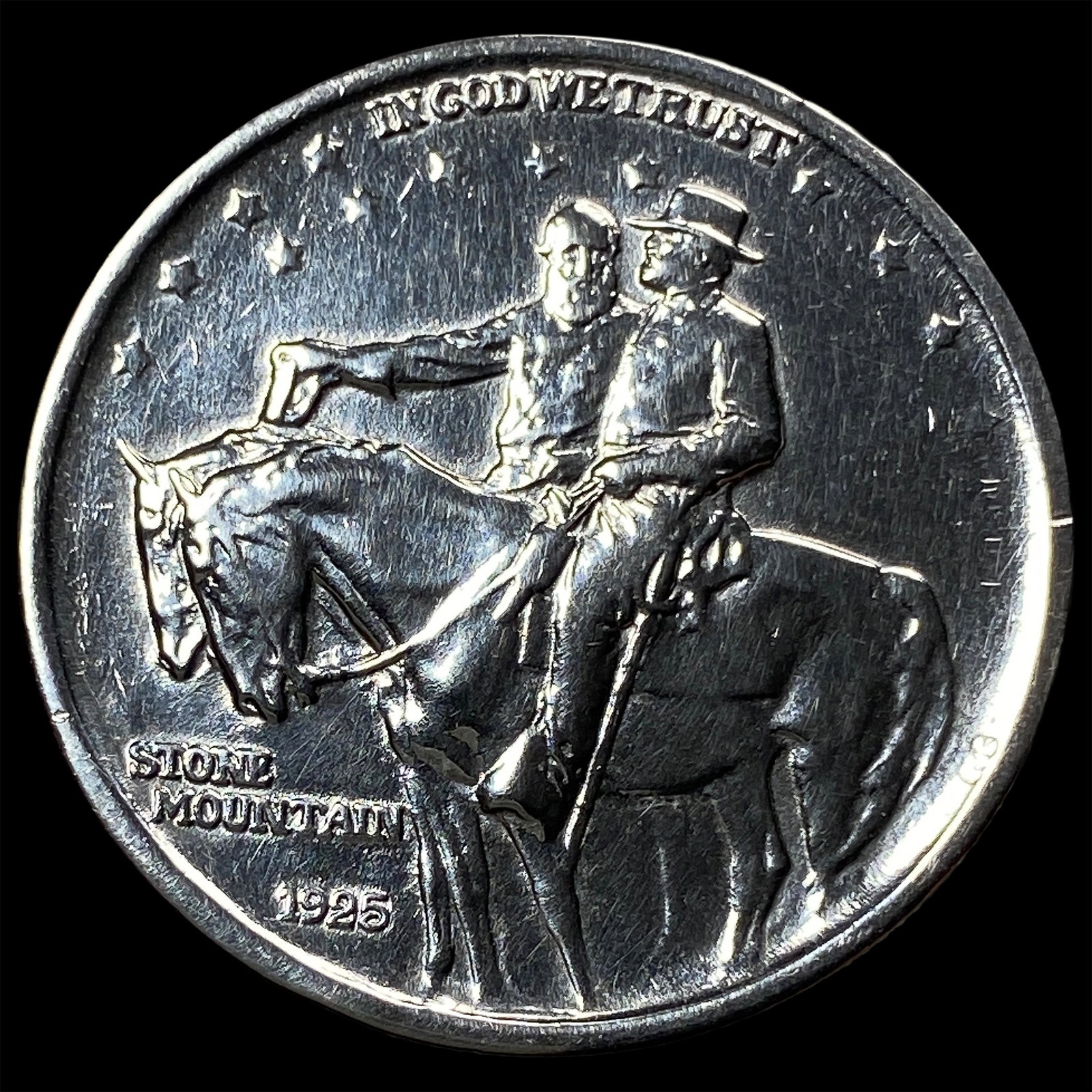 1925 Stone Mountain Silver Half Dollar LIGHTLY CIRCULATED (1 of 2)