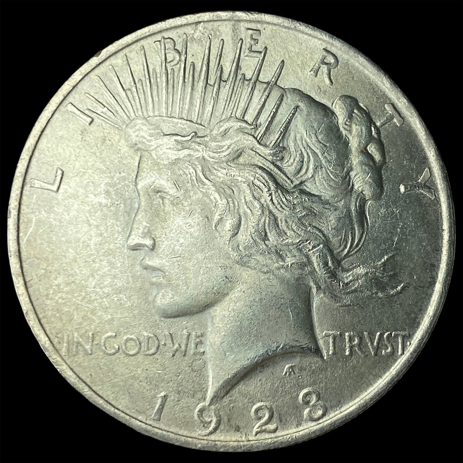 1923 Peace Silver Dollar UNCIRCULATED (1 of 2)