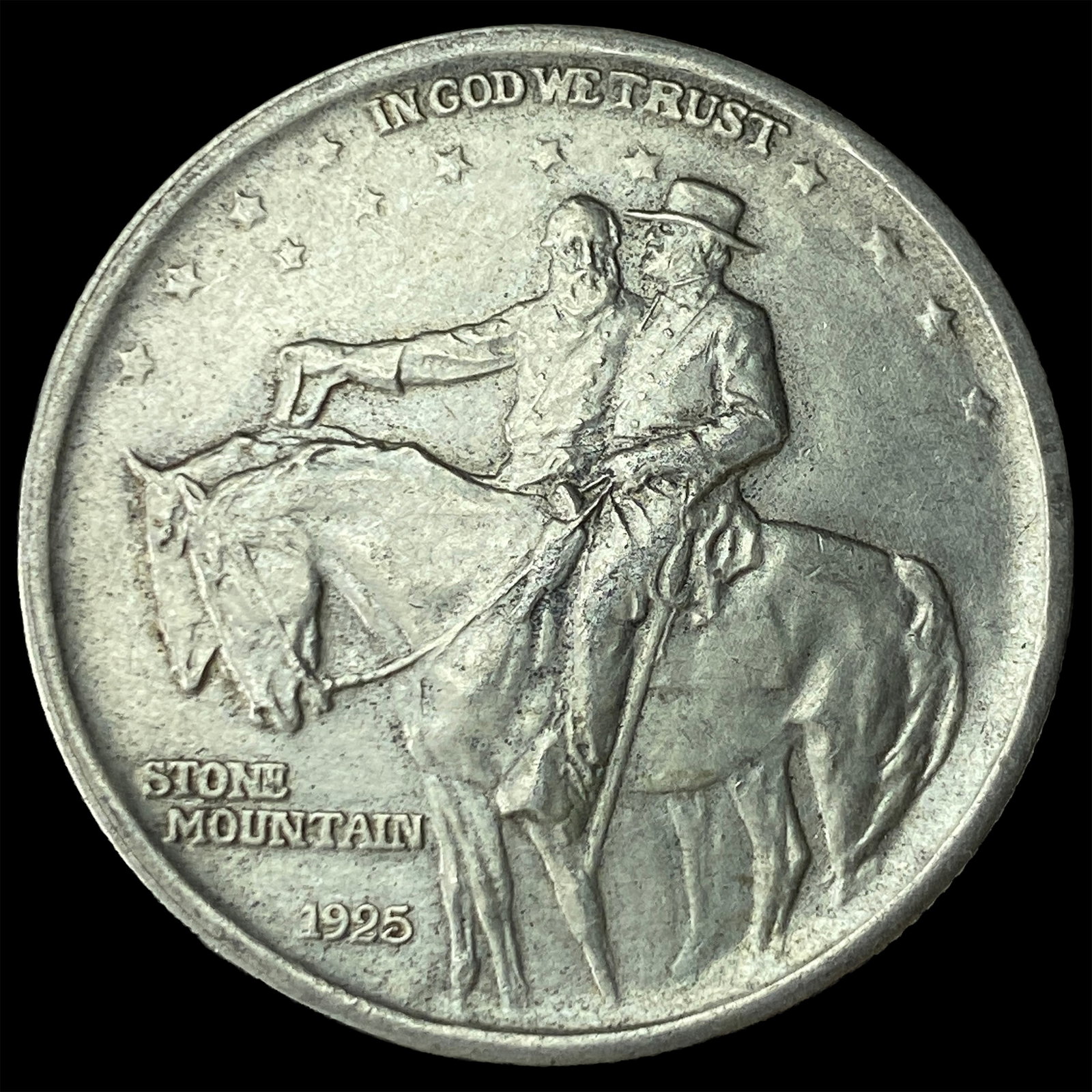 1925 Stone Mountain Silver Half Dollar CLOSELY UNCIRCULATED (1 of 2)