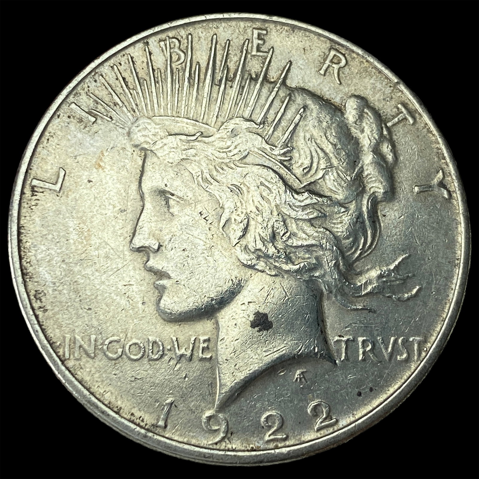 1922 Silver Peace Dollar CLOSELY UNCIRCULATED: 1922 Silver Peace Dollar CLOSELY UNCIRCULATED
