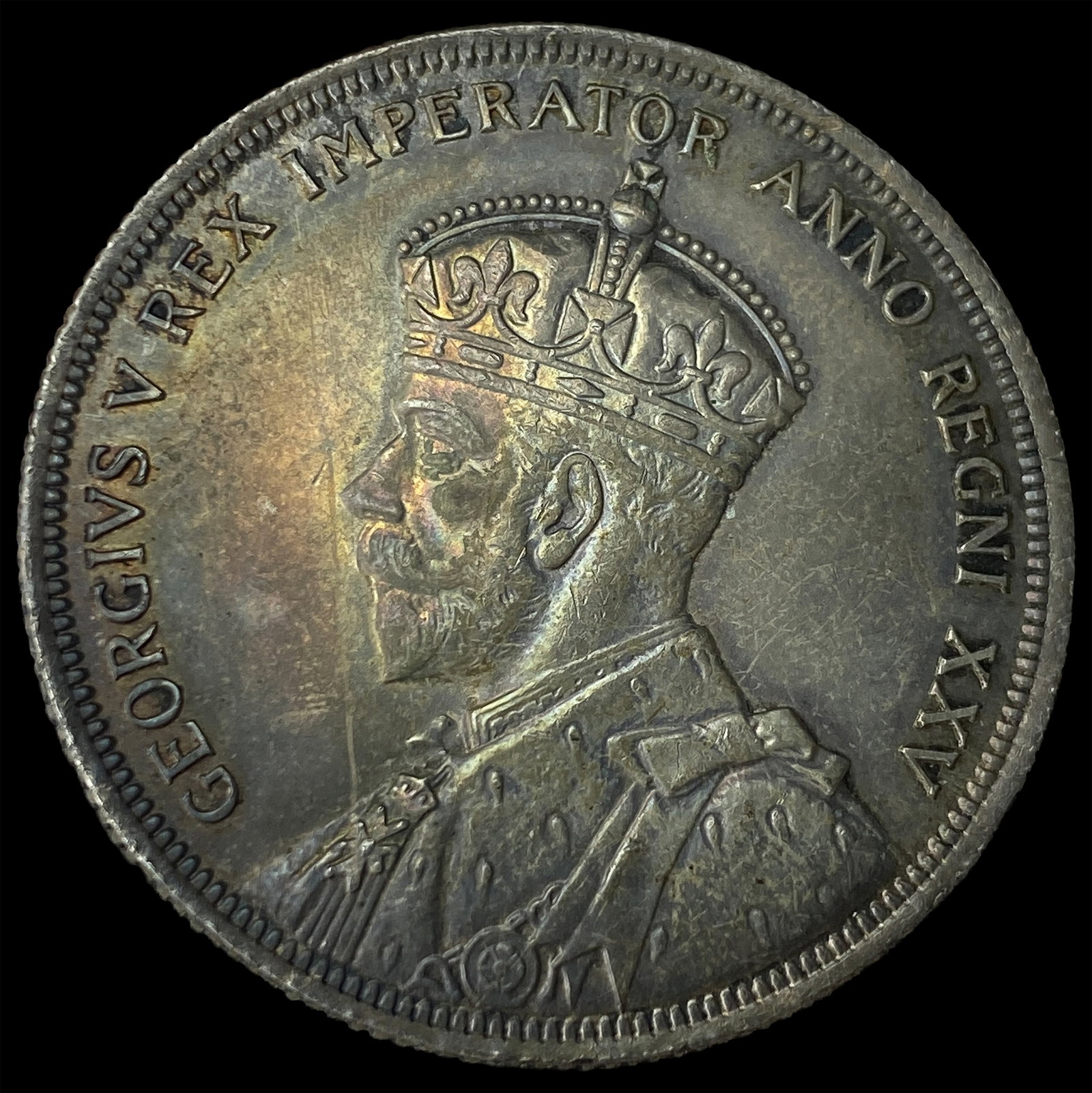 1935 Canada Silver Dollar UNCIRCULATED (1 of 2)