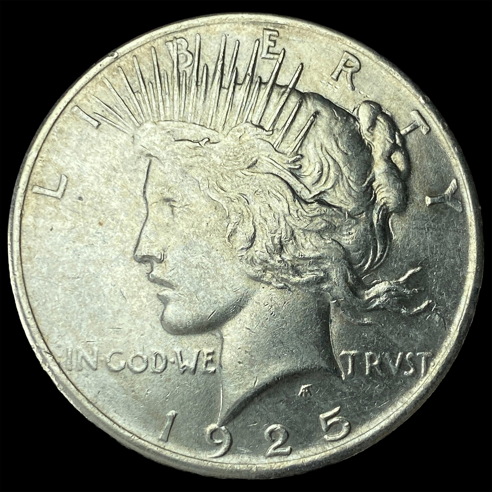 1925 Silver Peace Dollar NEARLY UNCIRCULATED: 1925 Silver Peace Dollar NEARLY UNCIRCULATED