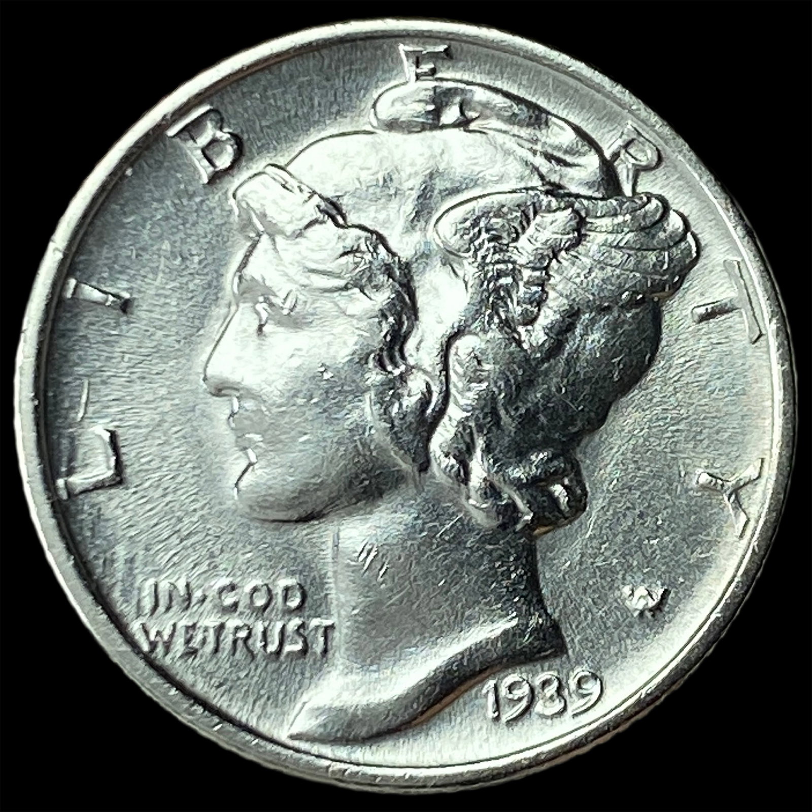 1939 Mercury Dime UNCIRCULATED (1 of 2)