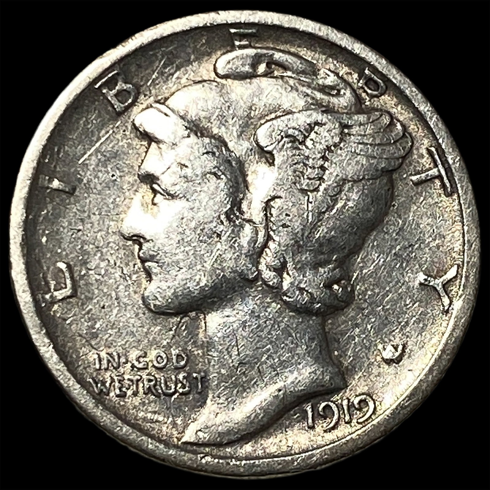 1919 Mercury Dime CLOSELY UNCIRCULATED (1 of 2)
