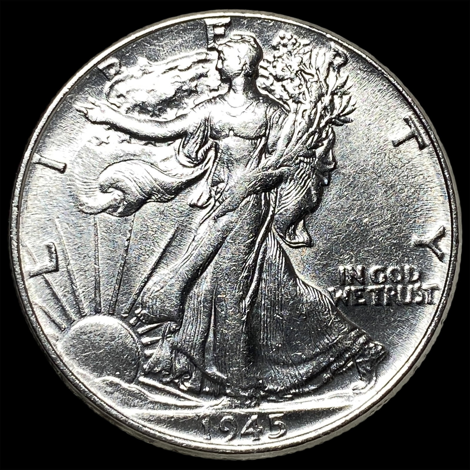 1945 Silver Walking Liberty Half Dollar NEARLY UNCIRCULATED: 1945 Silver Walking Liberty Half Dollar NEARLY UNCIRCULATED