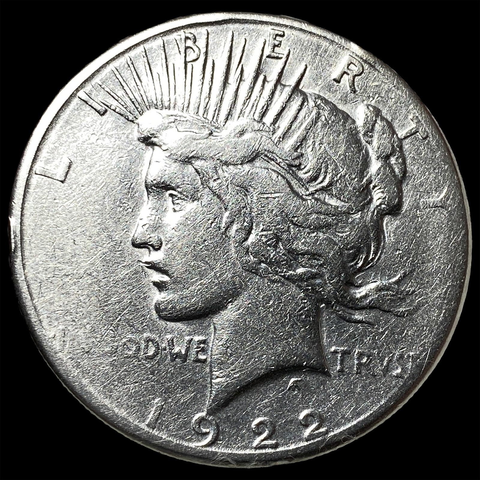 1922-S Silver Peace Dollar NEARLY UNCIRCULATED: 1922-S Silver Peace Dollar NEARLY UNCIRCULATED