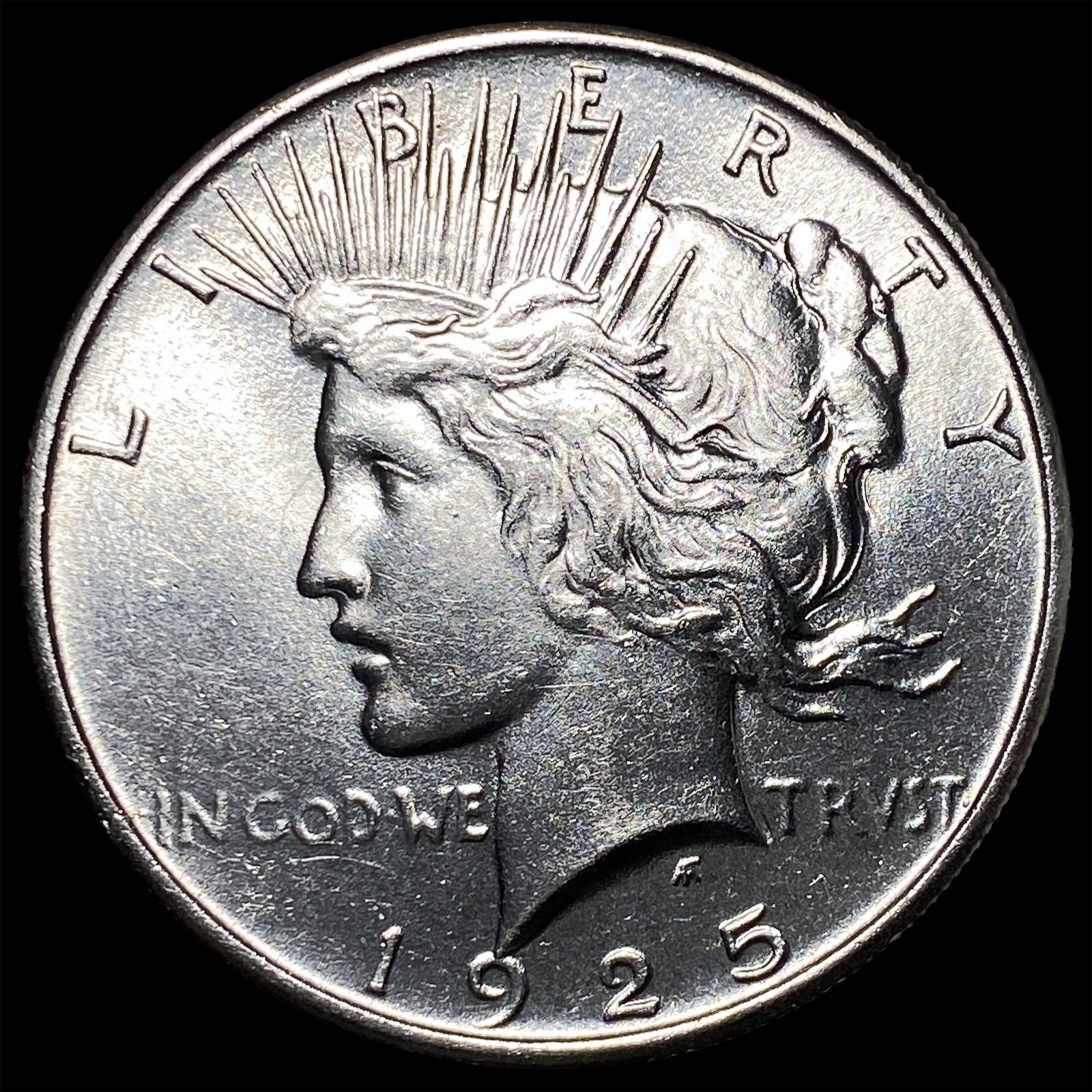 1925 Silver Peace Dollar UNCIRCULATED (1 of 2)