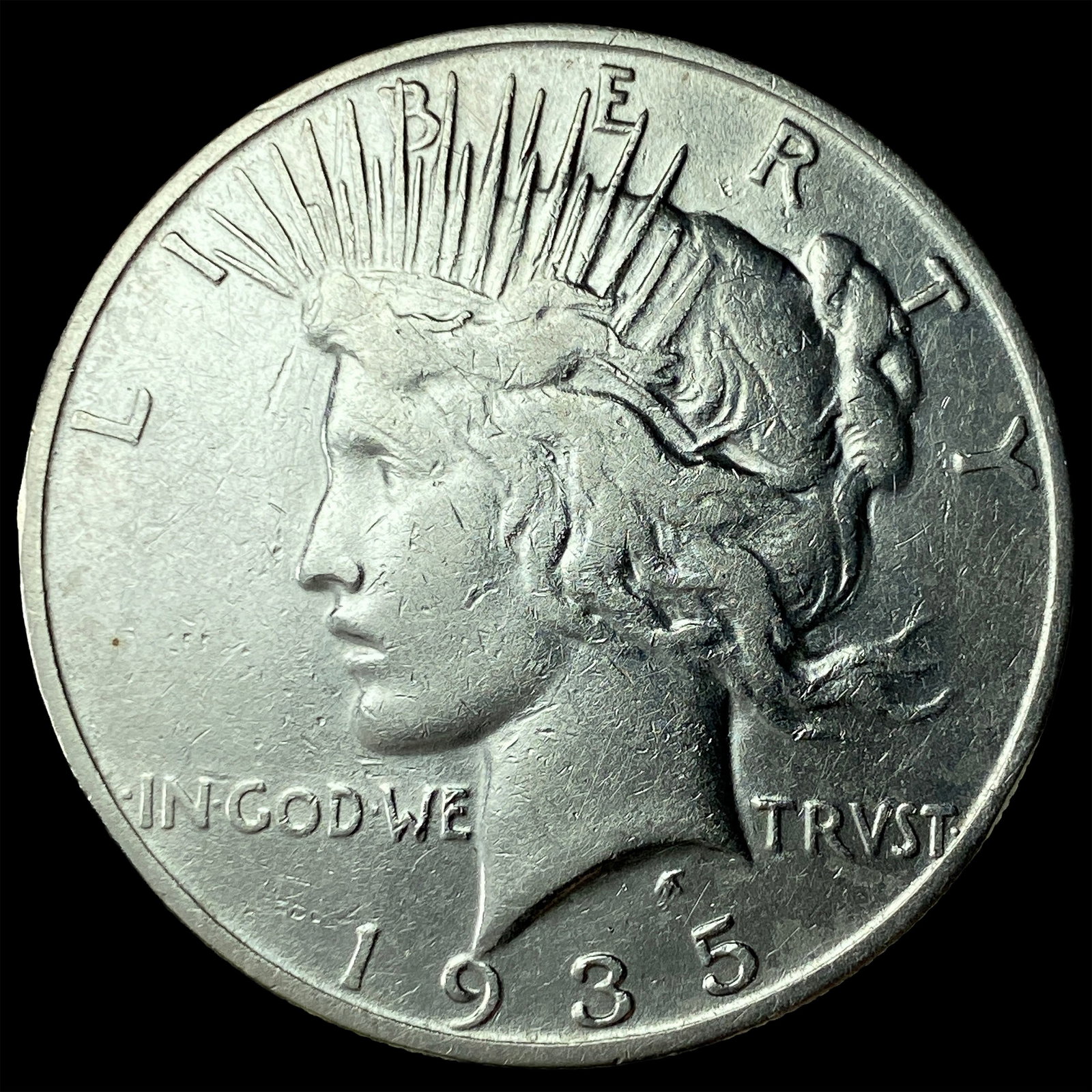1935-S Silver Peace Dollar NEARLY  UNCIRCULATED