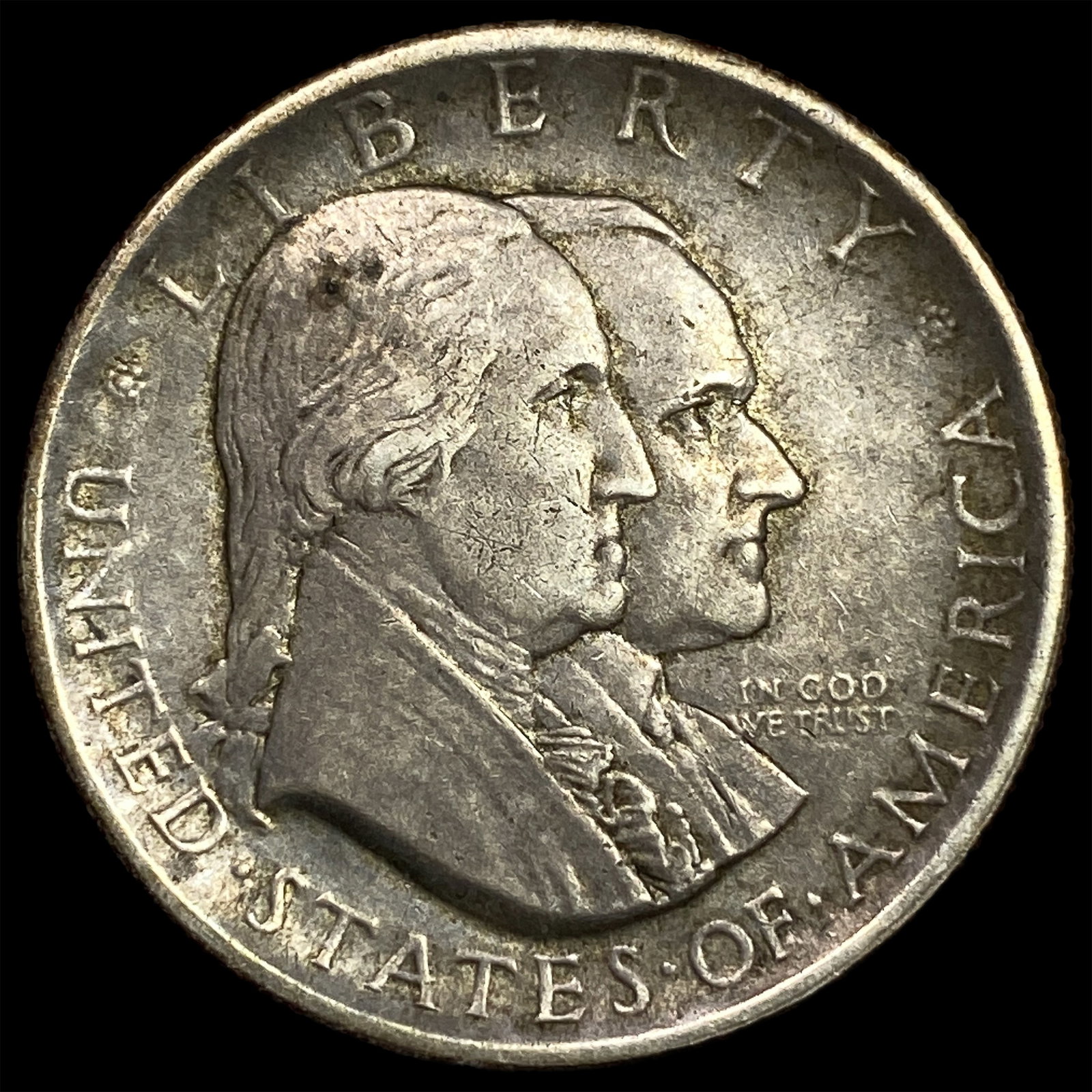 1926 Silver Sesquicentennial Half Dollar NEARLY UNCIRCULATED: 1926 Silver Sesquicentennial Half Dollar NEARLY UNCIRCULATED