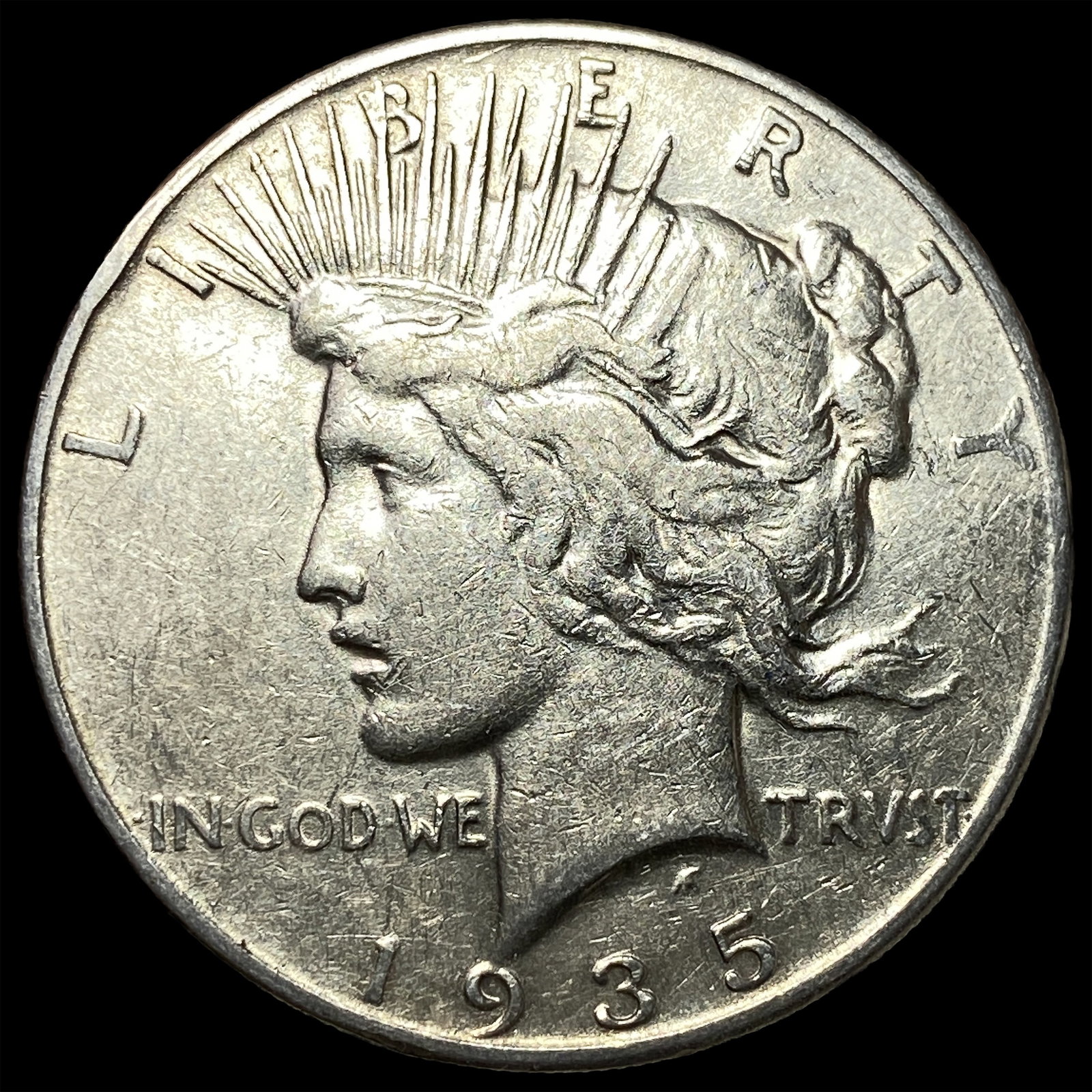 1935 Silver Peace Dollar NEARLY UNCIRCULATED (1 of 2)