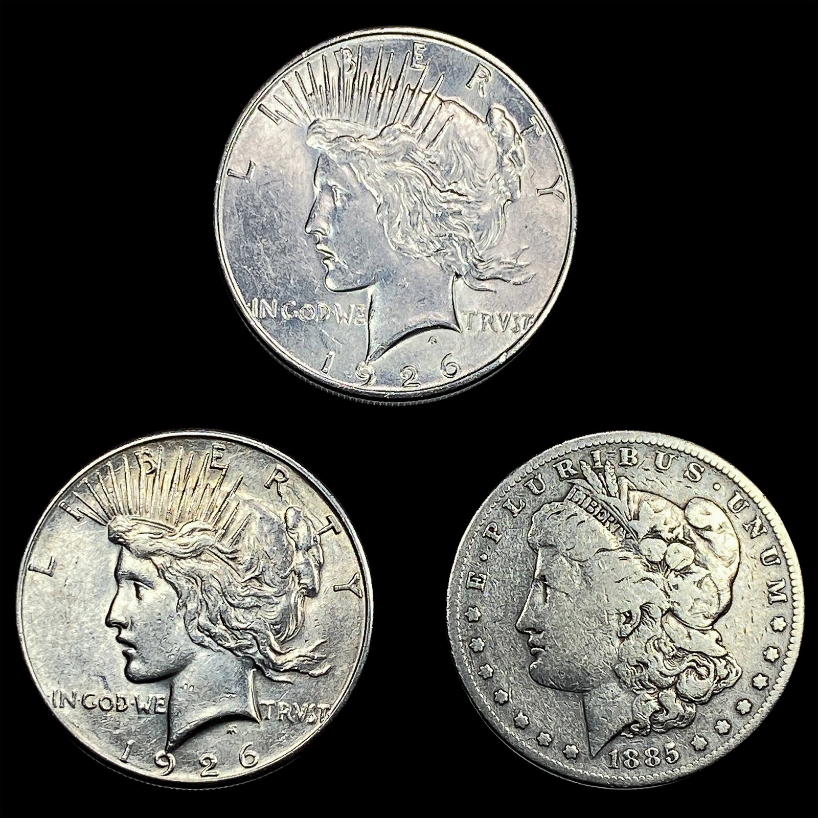 [3] 1885-1926 Morgan and Peace Silver Dollar Lot: [3] 1885-1926 Morgan and Peace Silver Dollar Lot