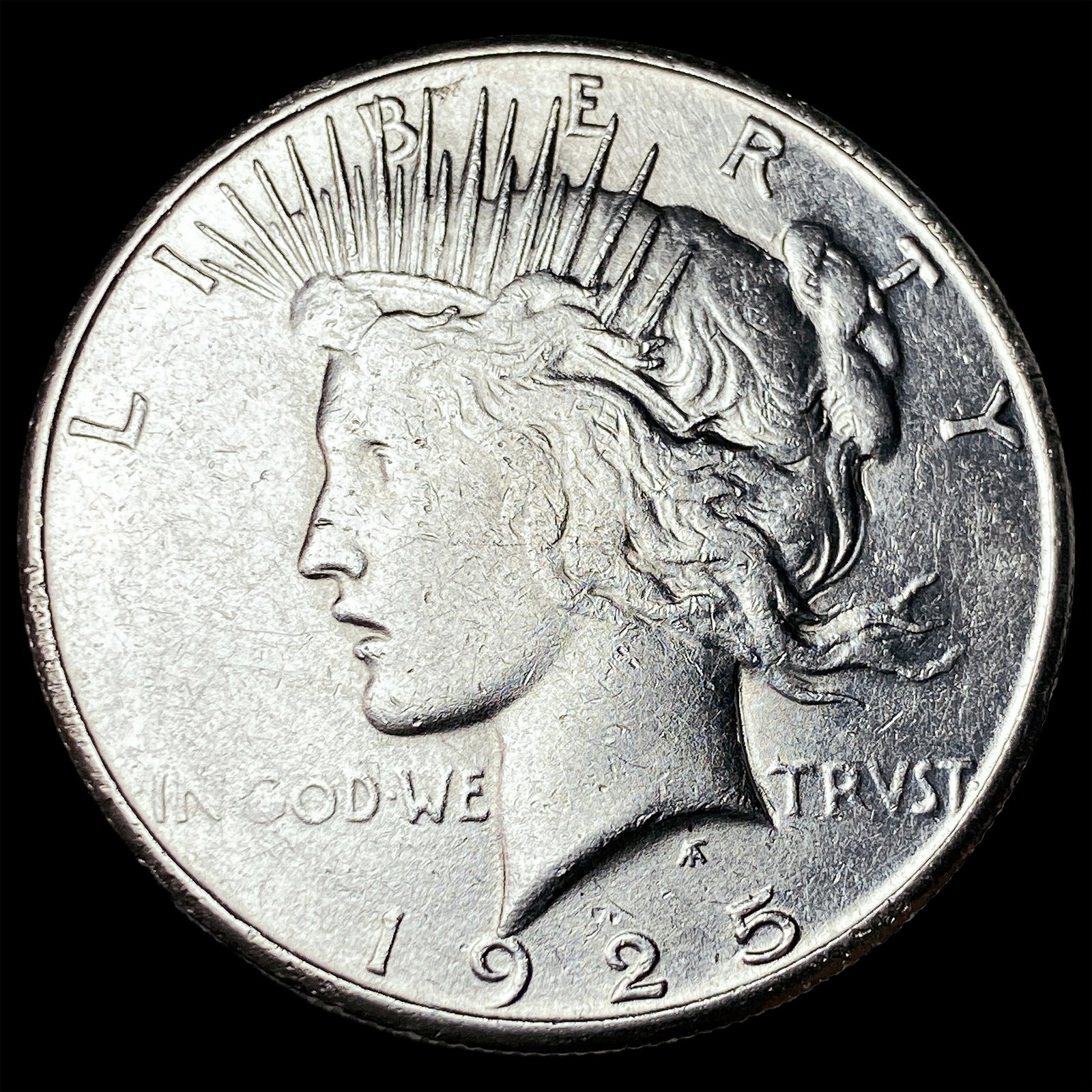 1925-S Silver Peace Dollar CLOSELY UNCIRCULATED: 1925-S Silver Peace Dollar CLOSELY UNCIRCULATED