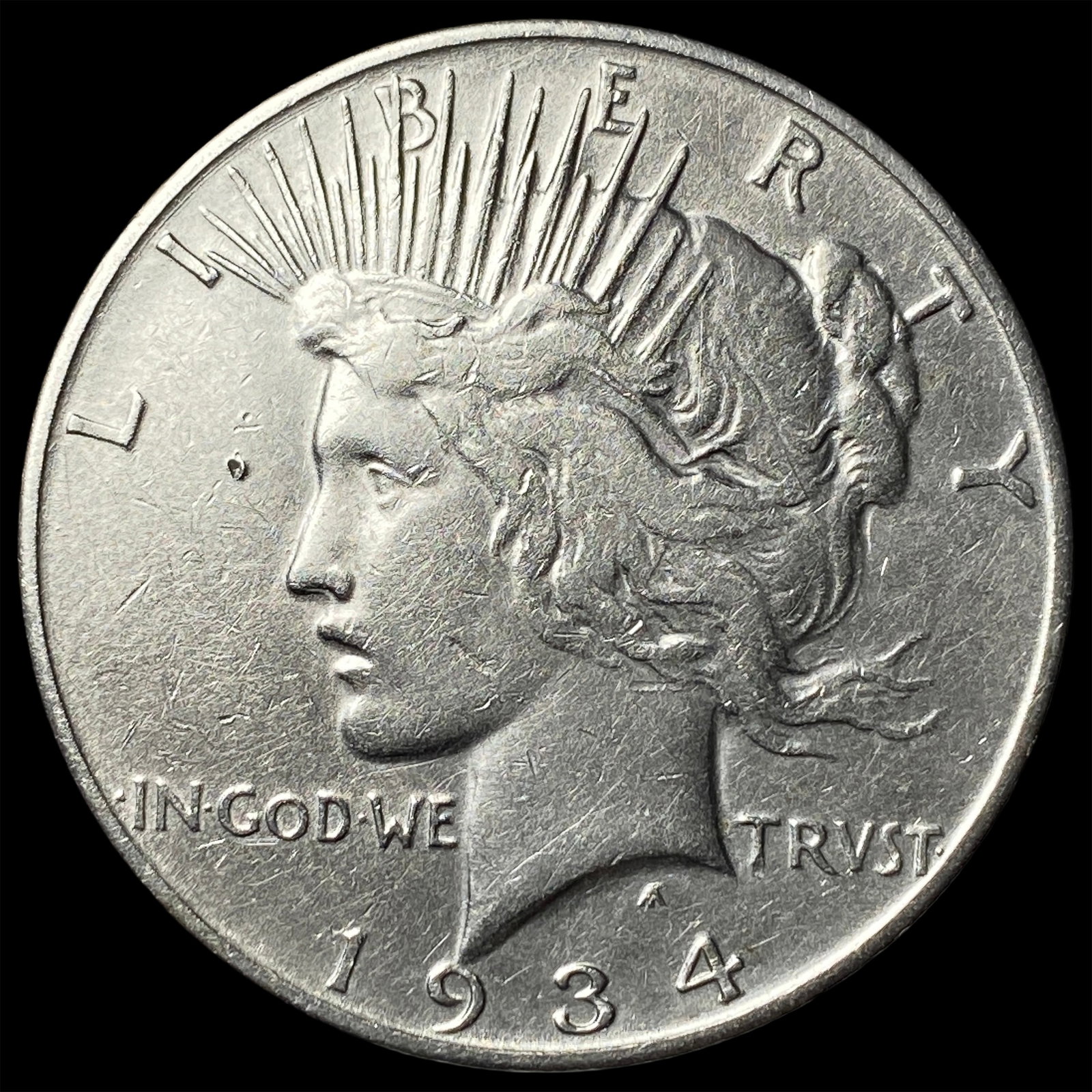 1934 Peace Silver Dollar CLOSELY UNCIRCULATED: 1934 Peace Silver Dollar CLOSELY UNCIRCULATED