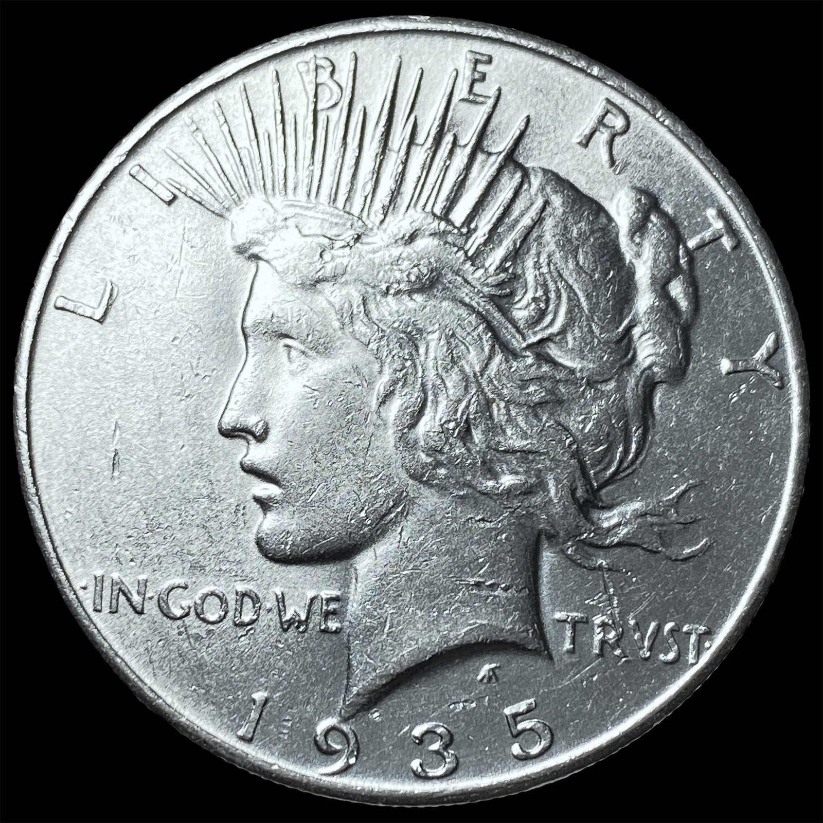 1935 Silver Peace Dollar UNCIRCULATED (1 of 2)