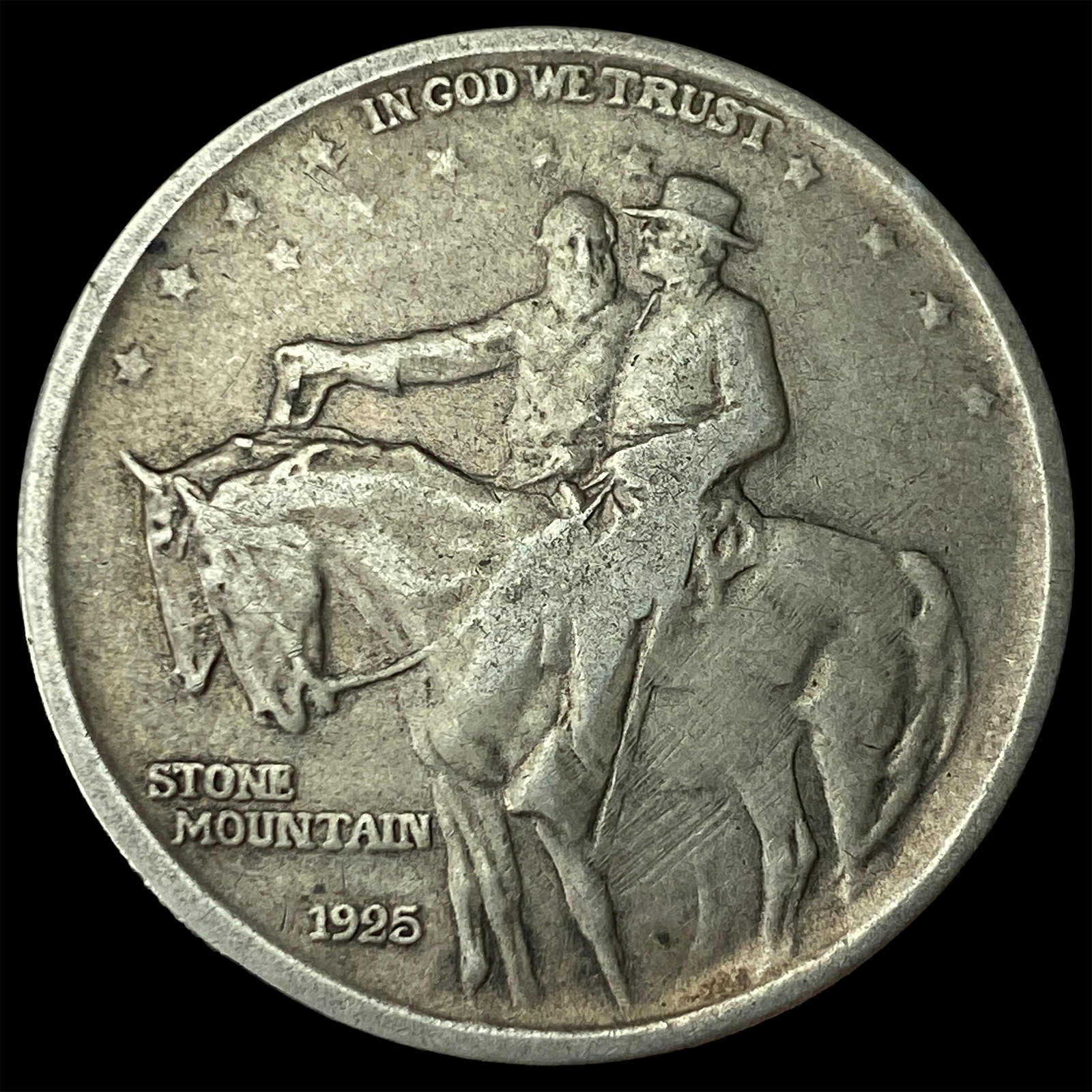1925 Silver Stone Mountain Half Dollar CLOSELY UNCIRCULATED: 1925 Silver Stone Mountain Half Dollar CLOSELY UNCIRCULATED