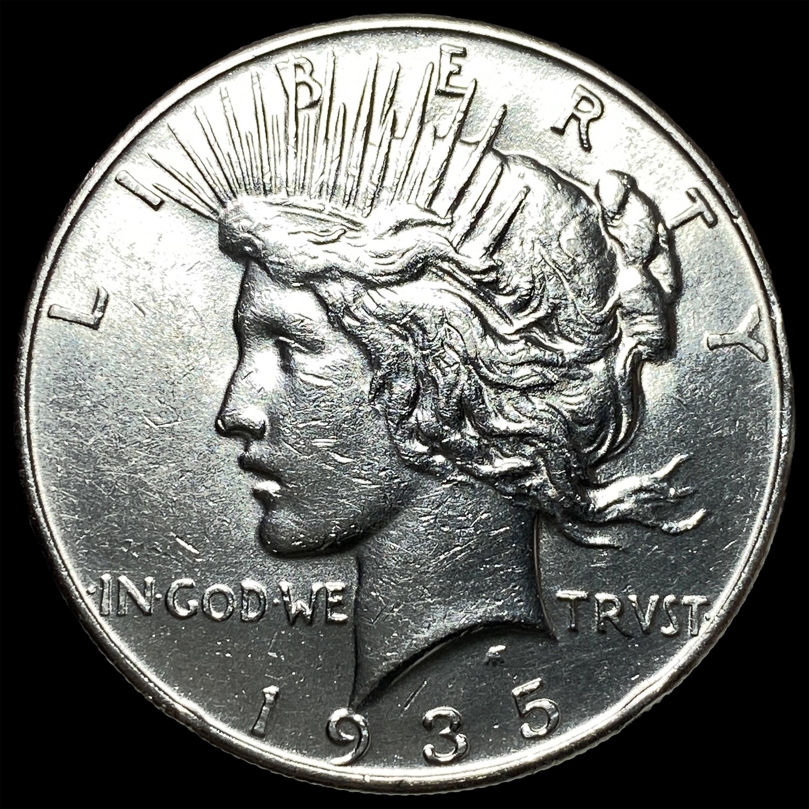 1935 Silver Peace Dollar CLOSELY UNCIRCULATED: 1935 Silver Peace Dollar CLOSELY UNCIRCULATED