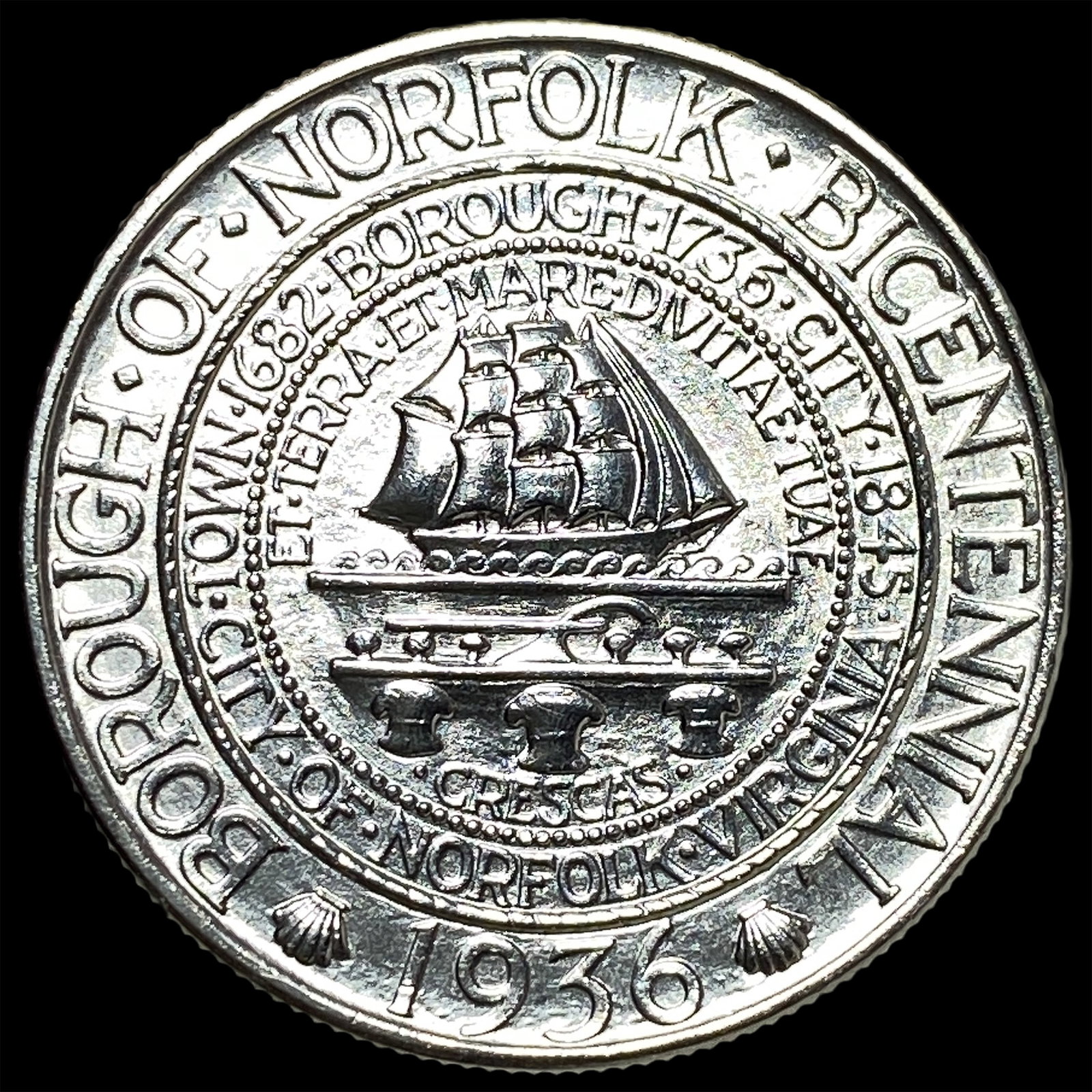 1936 Norfolk Bicentennial Silver Half Dollar UNCIRCULATED (1 of 2)