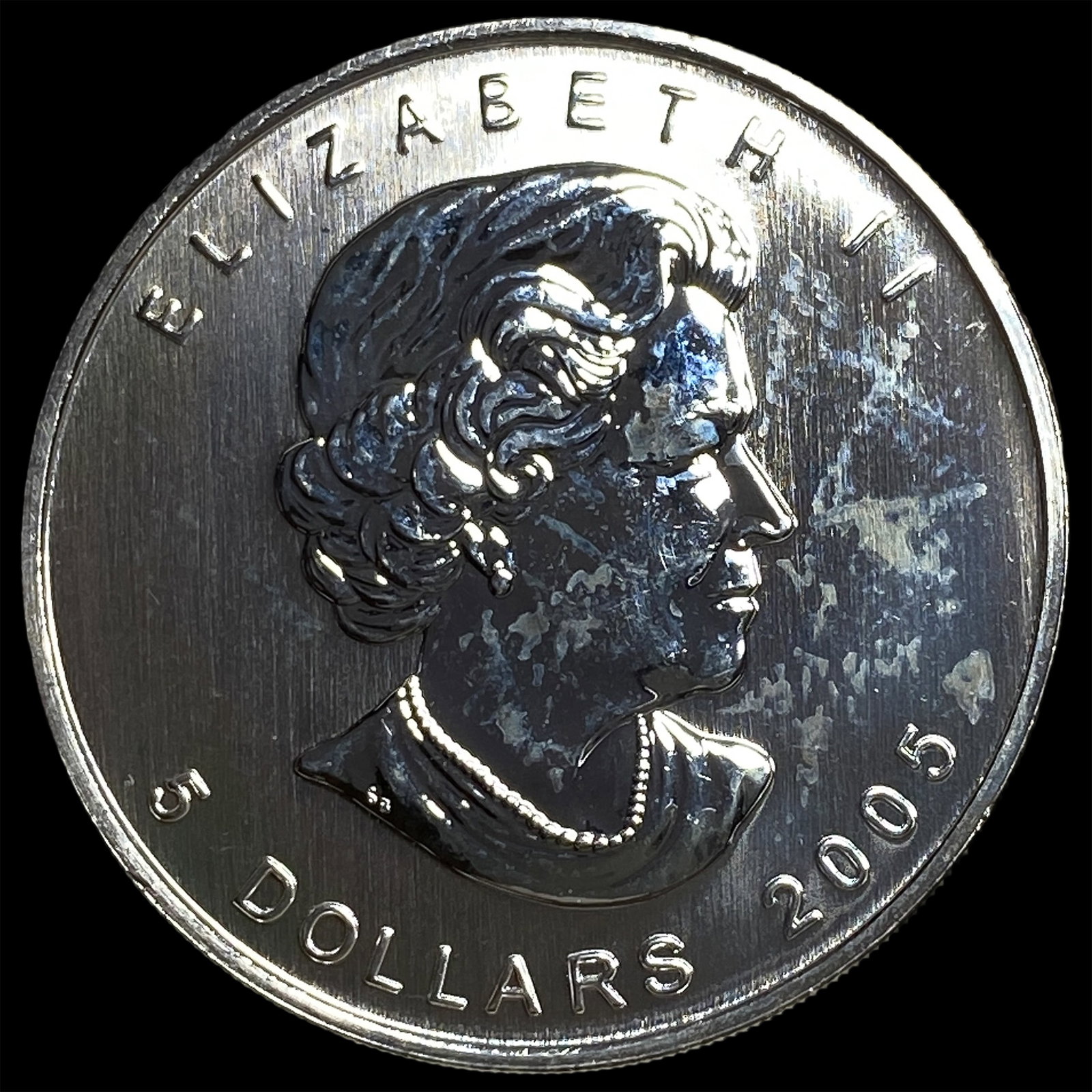 2005 Silver 1 oz Canadian Maple Leaf CHOICE BU (1 of 2)