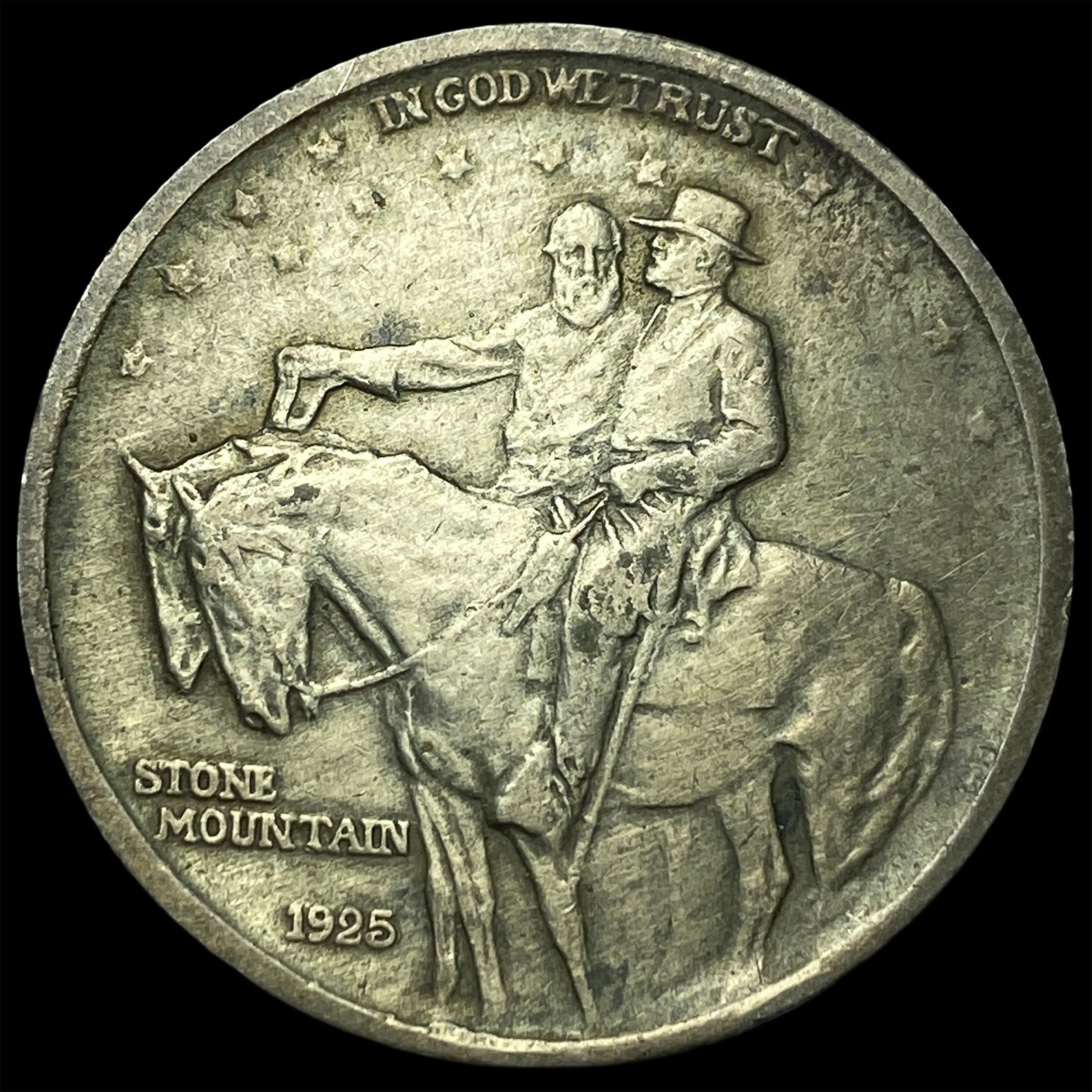 1925 Silver Stone Mountain Half Dollar CLOSELY UNCIRCULATED: 1925 Silver Stone Mountain Half Dollar CLOSELY UNCIRCULATED