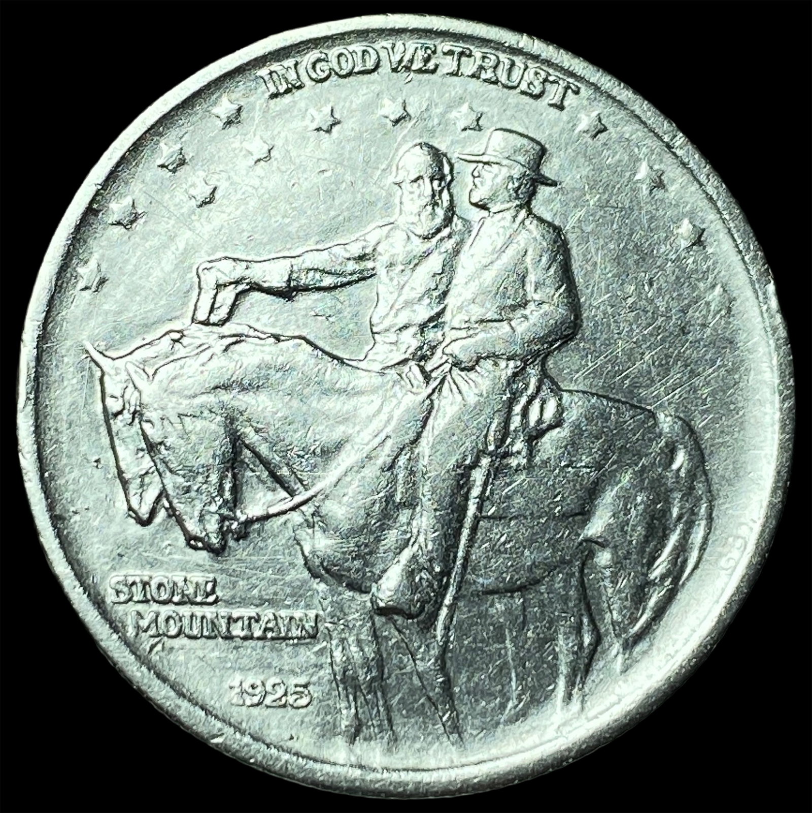1925 Stone Mountain Silver Half Dollar CLOSELY UNCIRCULATED: 1925 Stone Mountain Silver Half Dollar CLOSELY UNCIRCULATED