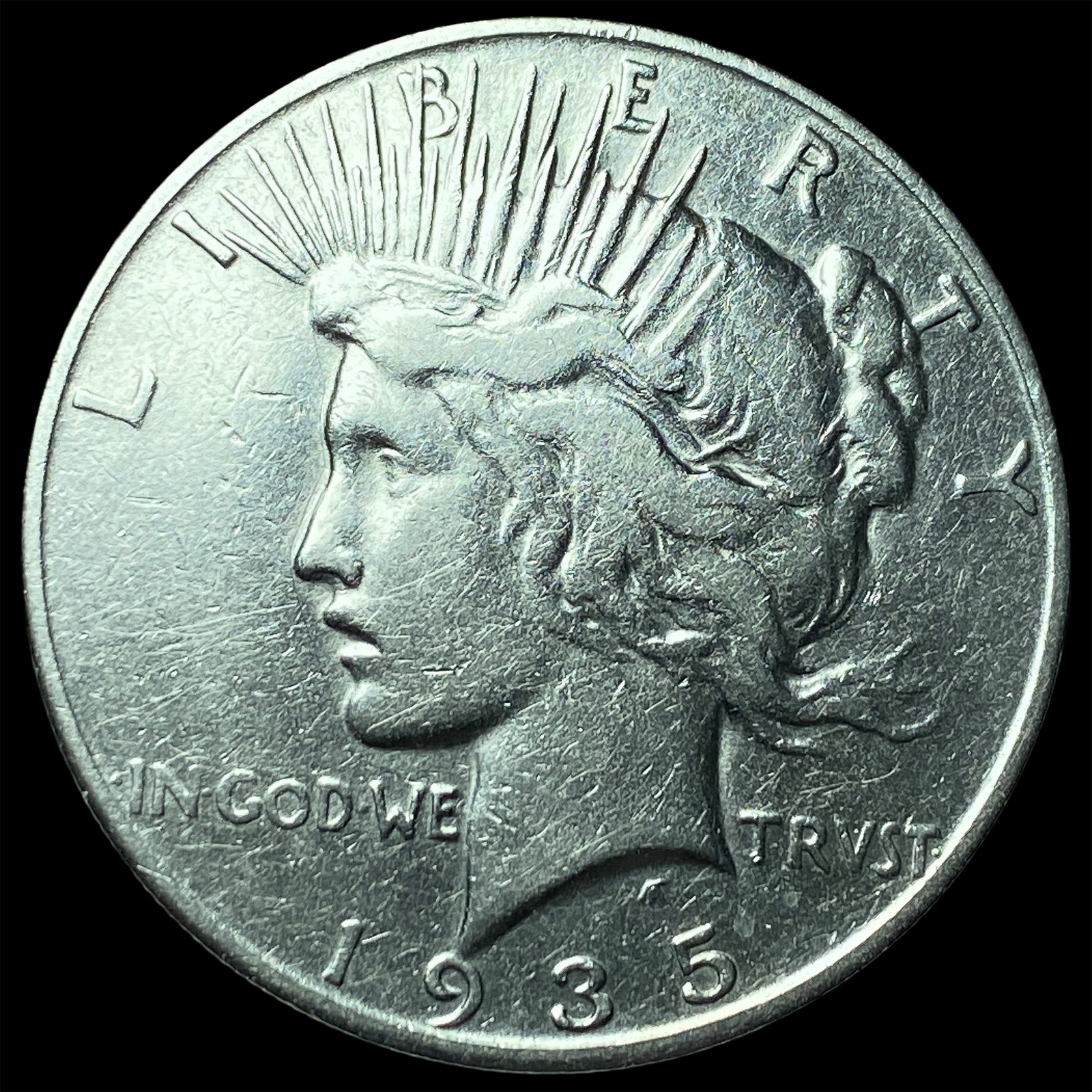 1935 Silver Peace Dollar CLOSELY UNCIRCULATED: 1935 Silver Peace Dollar CLOSELY UNCIRCULATED